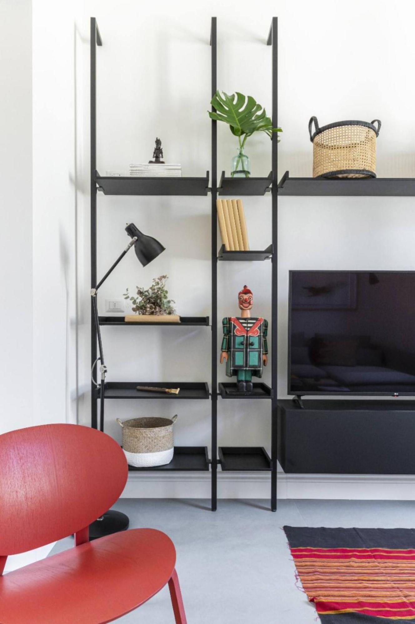 Modern Art - Art Pieces & Eclectic Deco Apartment *