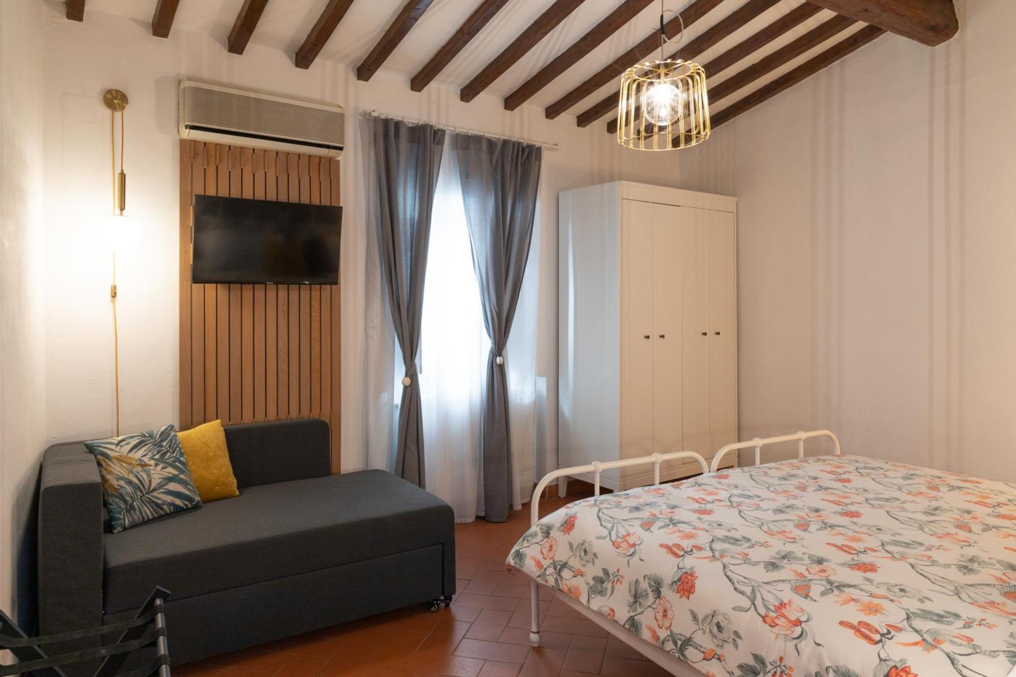 Apartment La Casa Di Emilia Florence