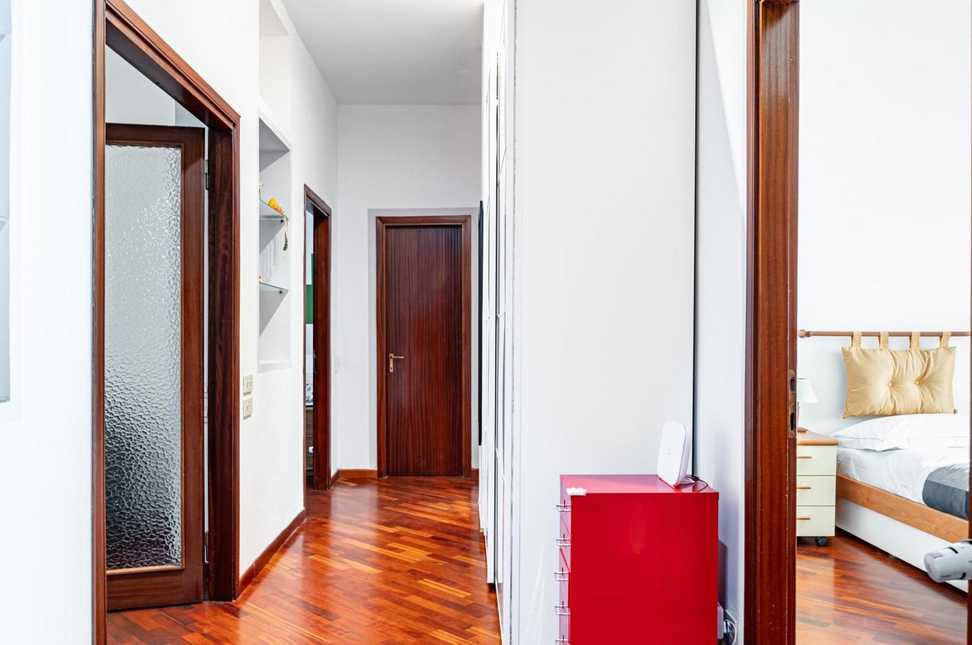 Visarno & Roomy Flat X6 With Parking * Firenze