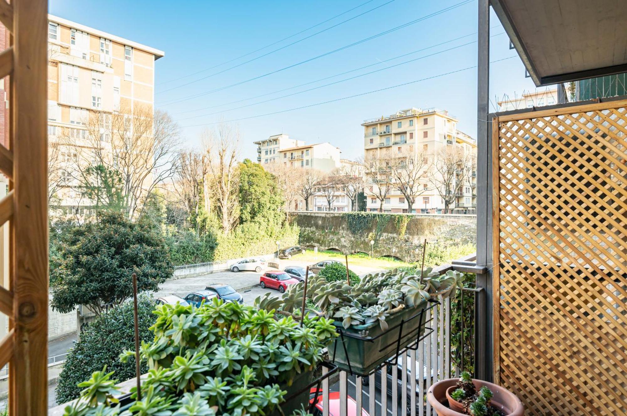 Visarno & Roomy Flat X6 With Parking Appartamento Firenze
