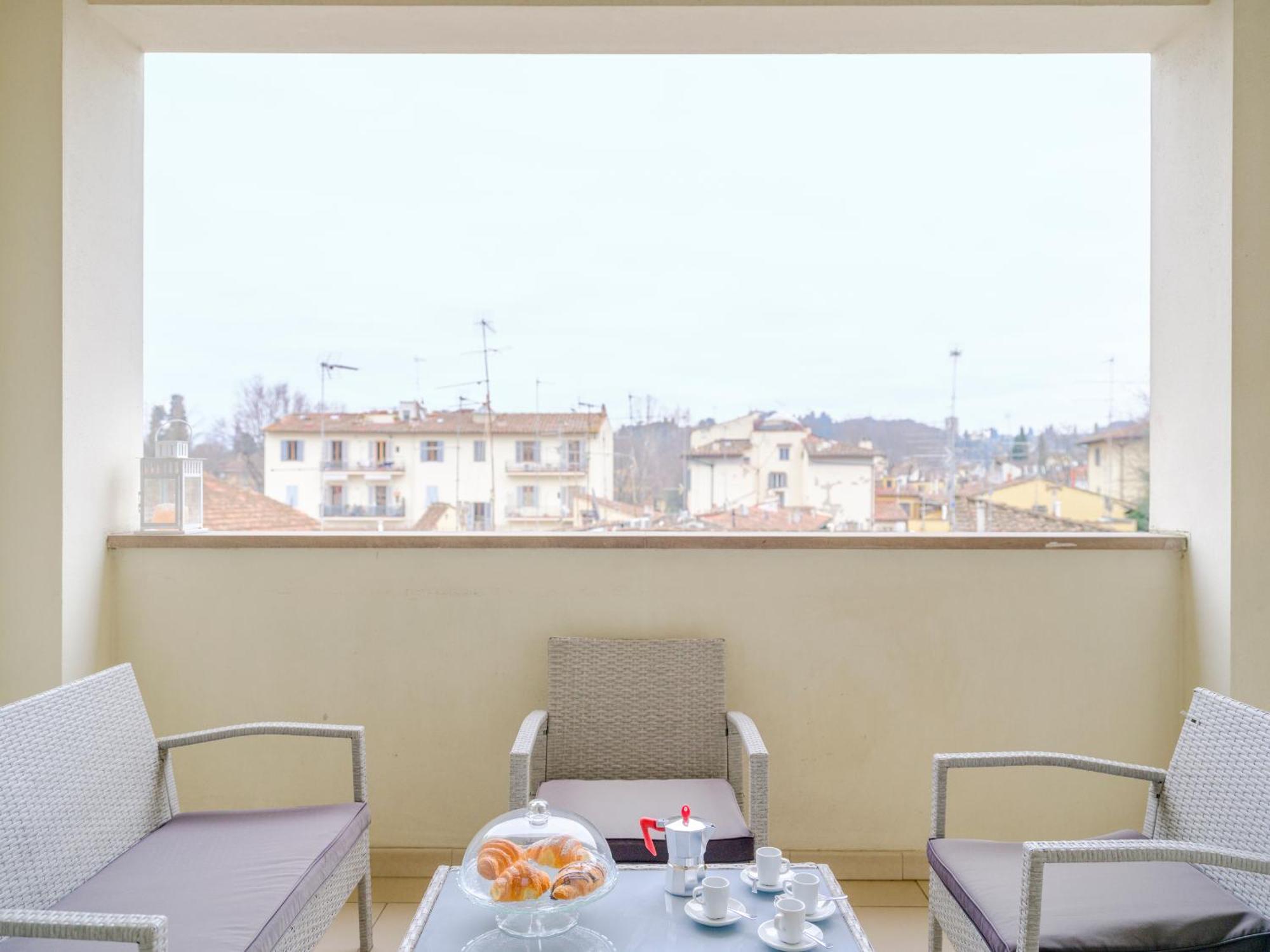 Apartment Casa Alessia - Romantic Urban Retreat With Terrace Florence