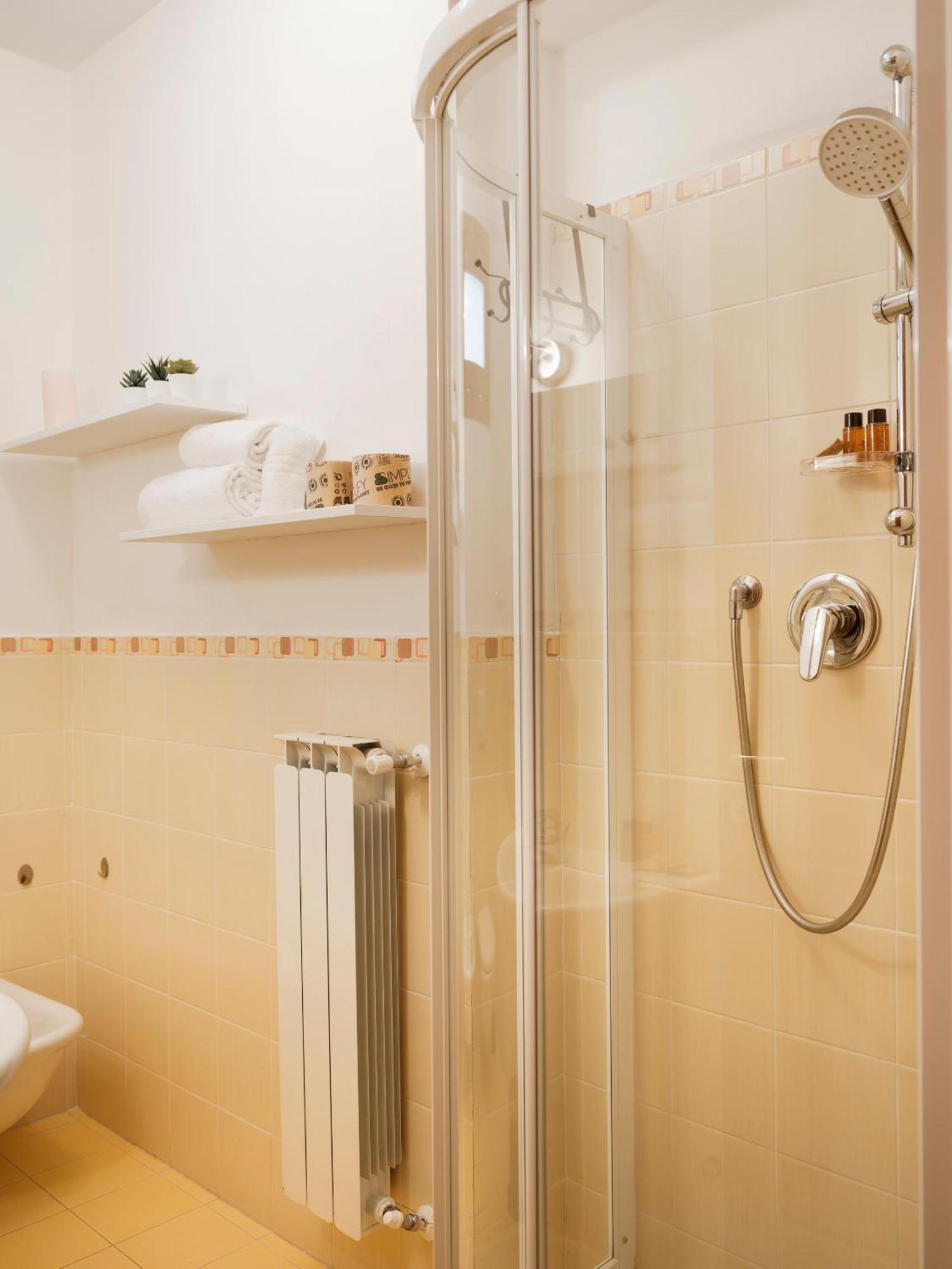 Casa Alessia - Romantic Urban Retreat With Terrace * Florence