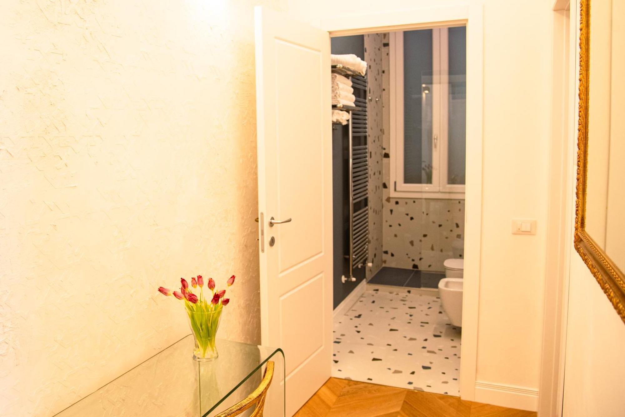 Apartment Casa Michelazzi Careggi / Dalmazia Florence