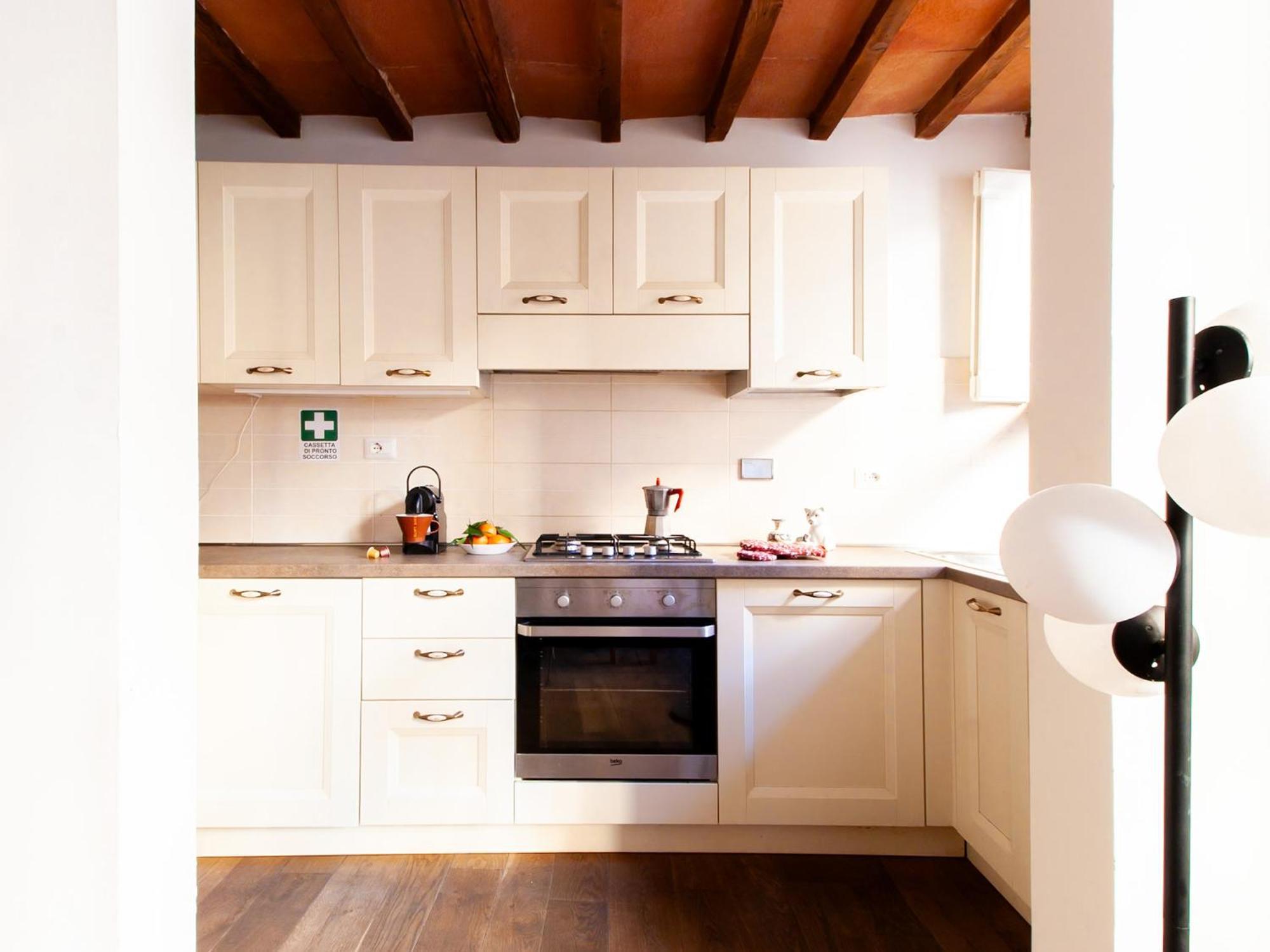 Spacious By Duomo Apartment Florence