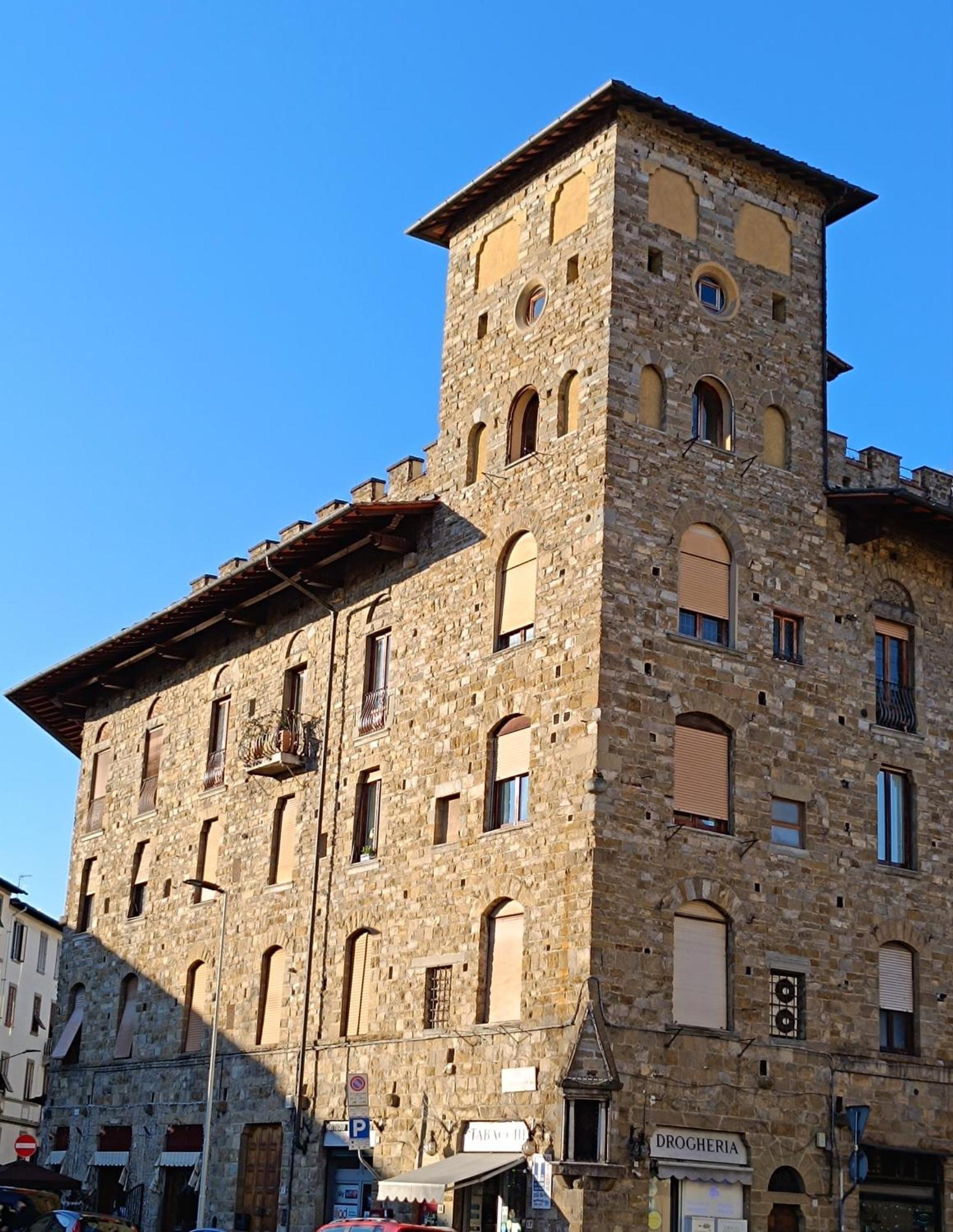 Apartment Castle 2 Bedrooms, 2 Bathrooms