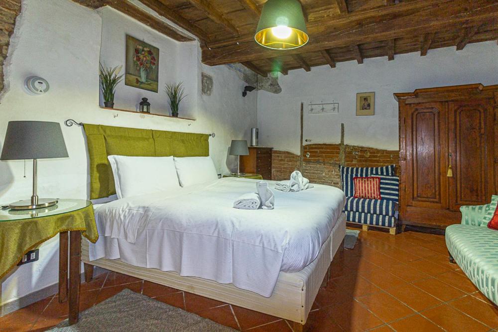 Apartment The Ancient Serragli Court Florence