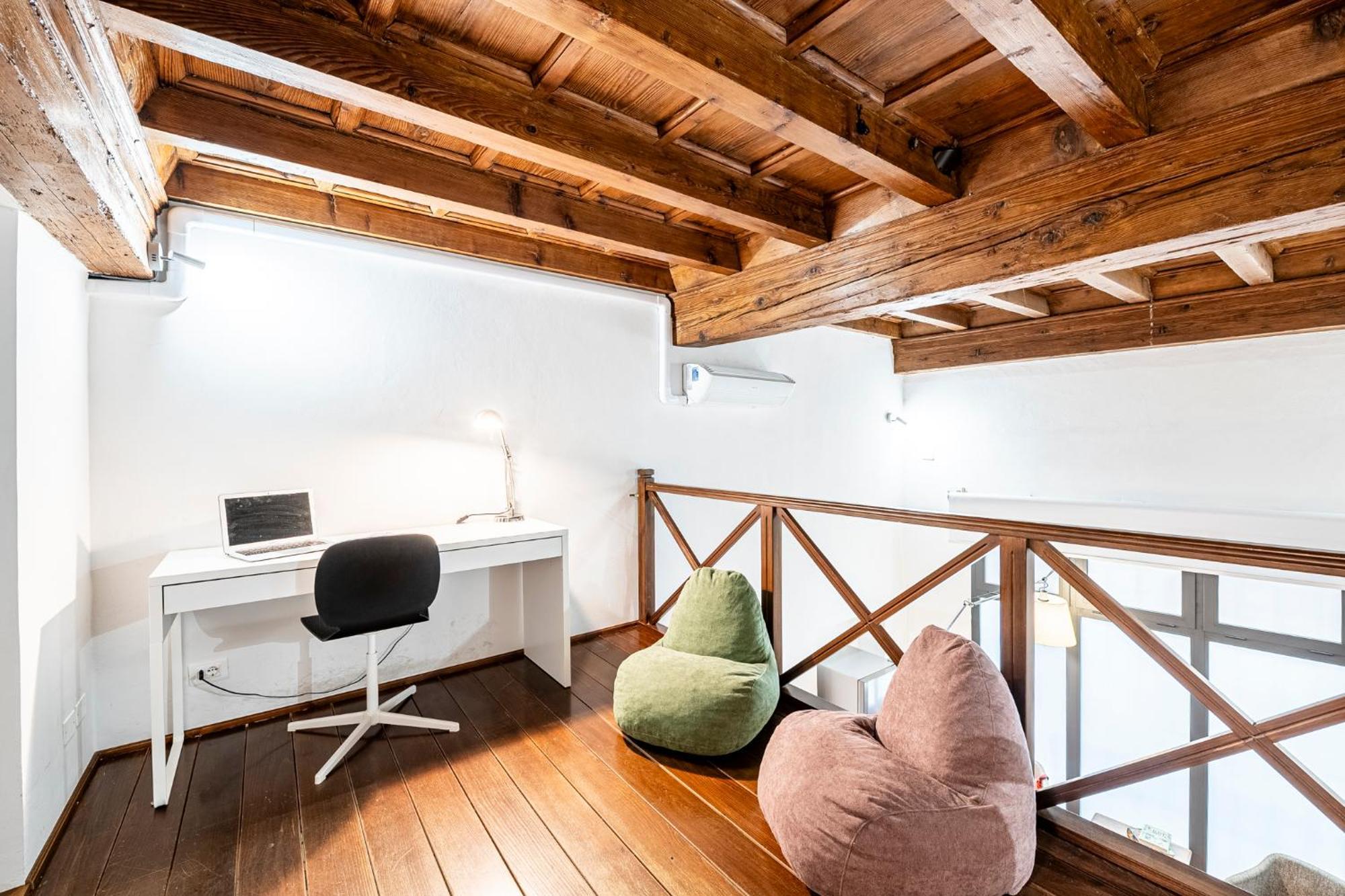 Apartment Ground Floor With Patio-ghibellina 65 *