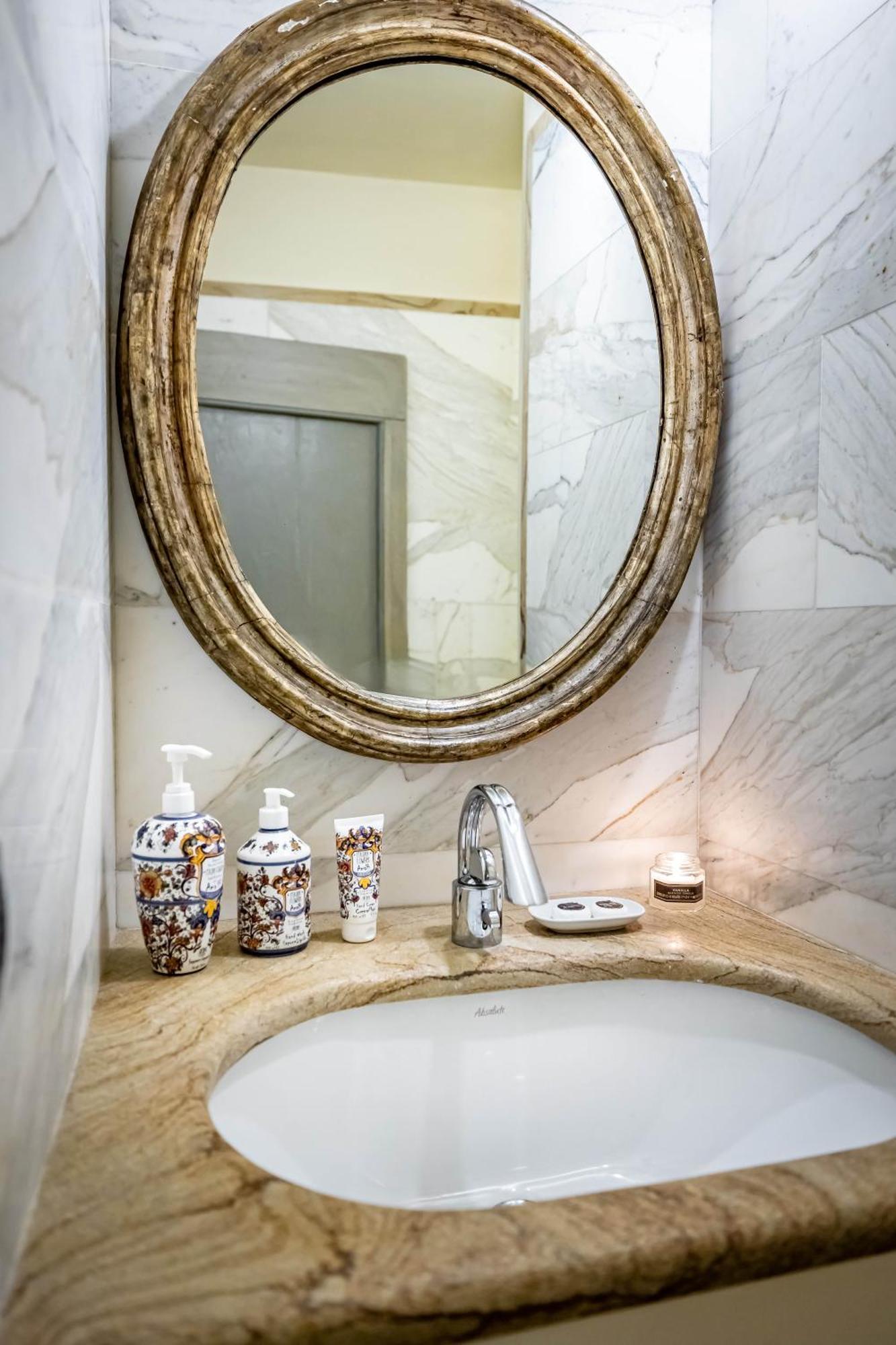 Apartment Yid Luxury Near Ponte Vecchio Florence