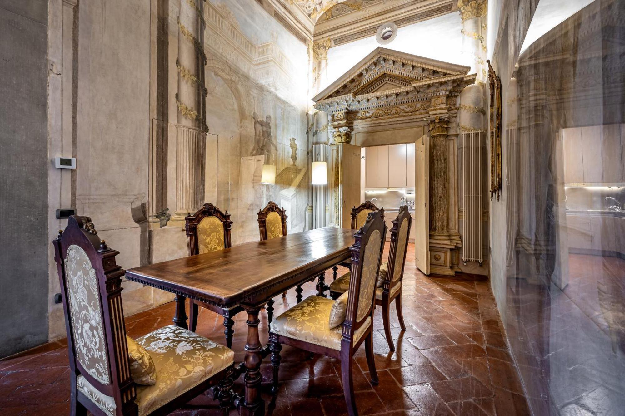 Yid Luxury Near Ponte Vecchio Apartment *