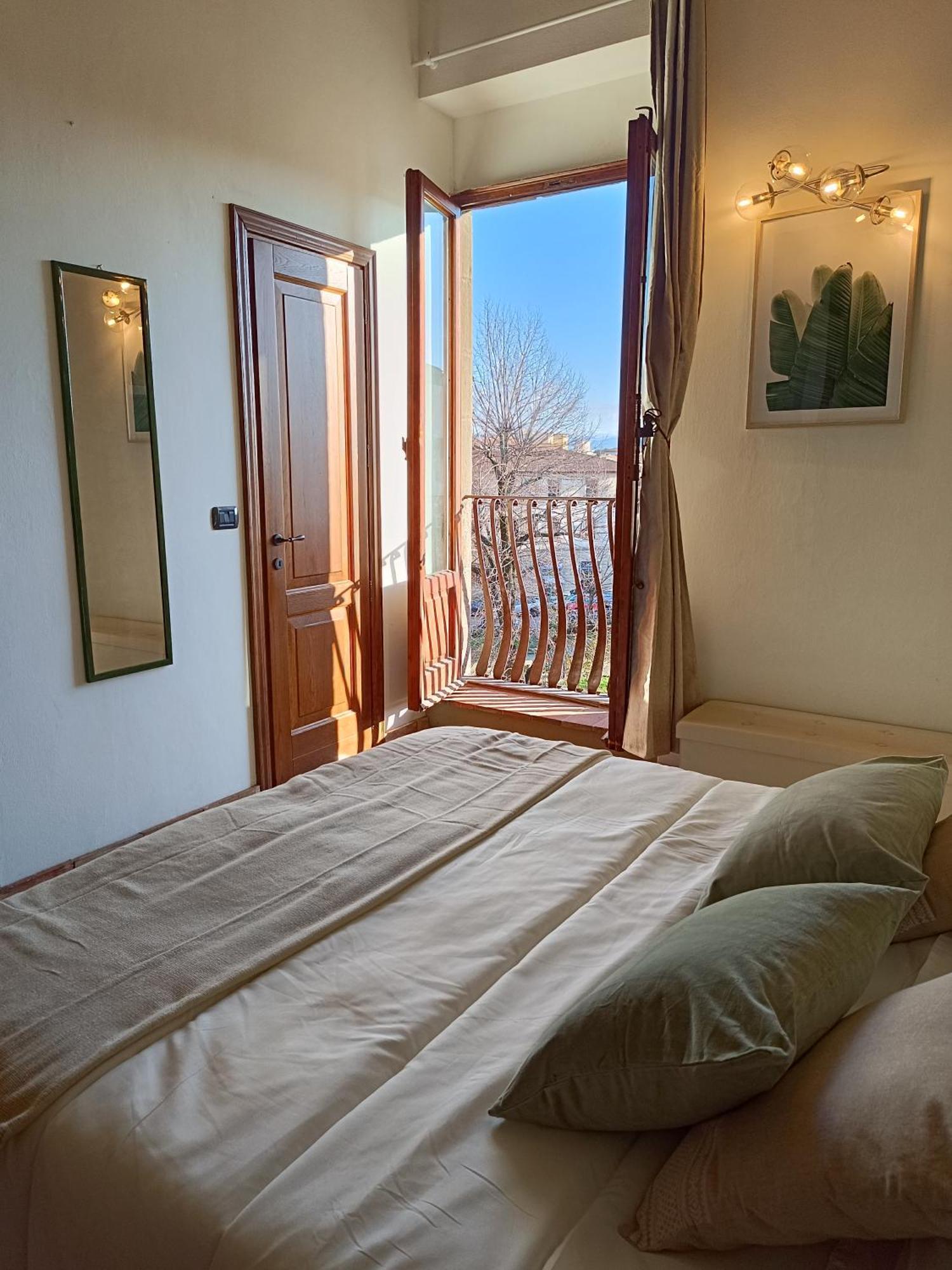 Castle 2 Bedrooms, 2 Bathrooms Apartment