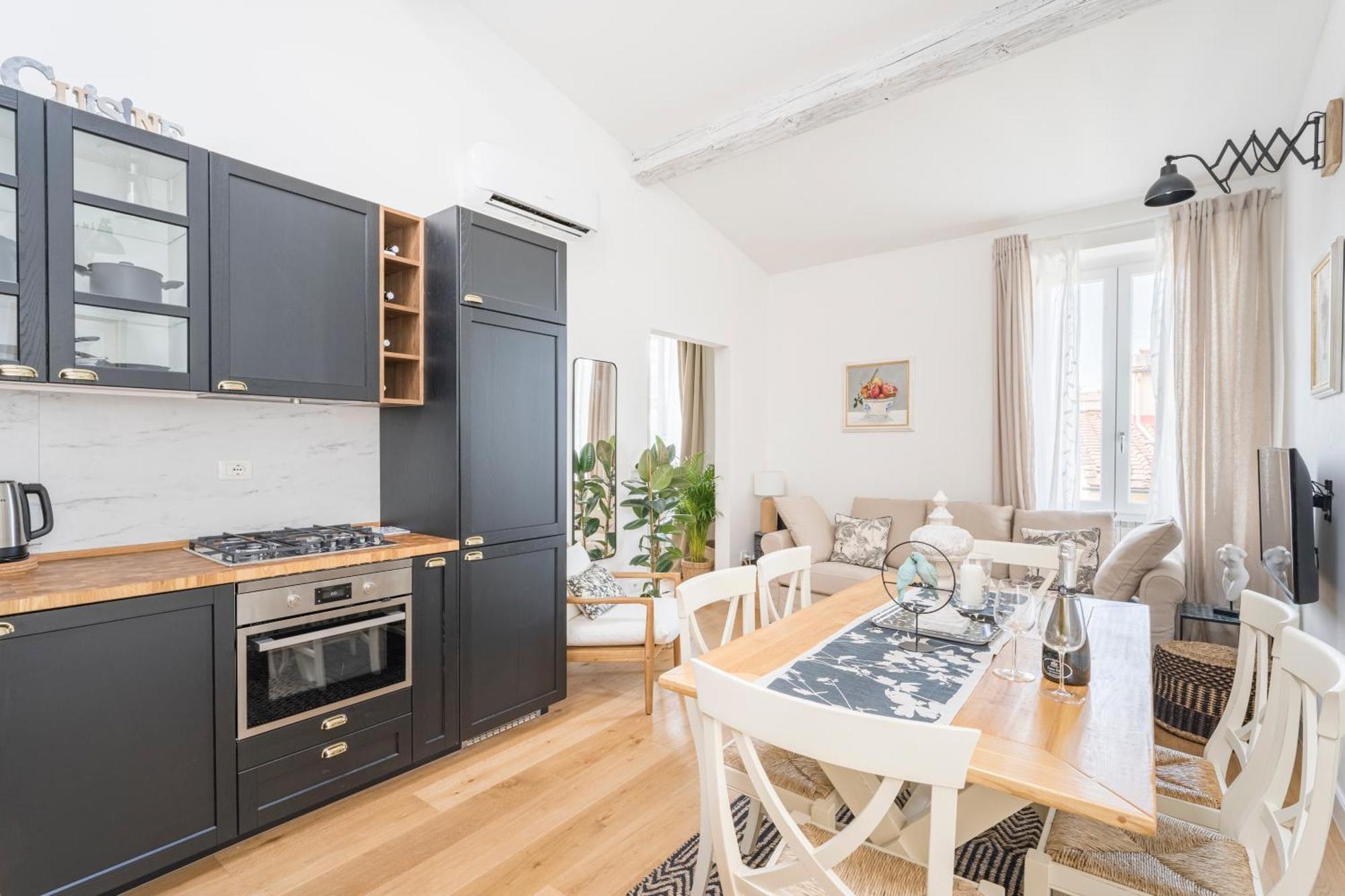 Art Smn Apartment