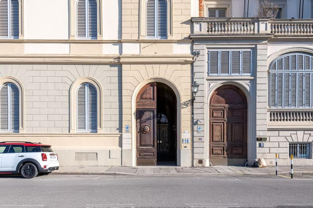 Apartment Minutes From Ponte Vecchio Old Town *