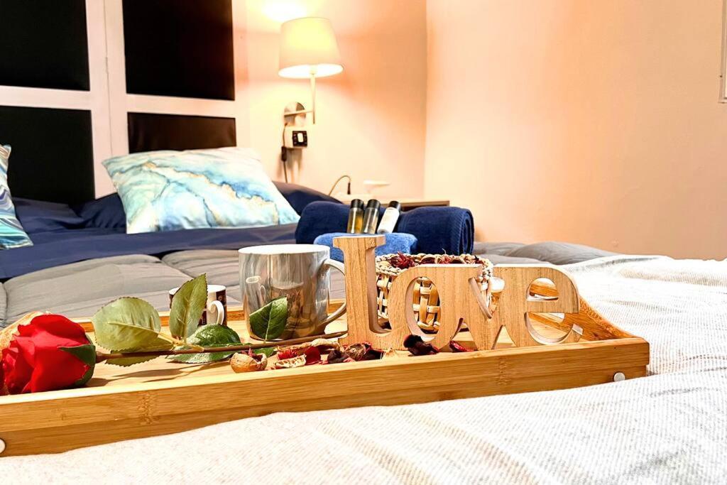 Apartment Minutes From Ponte Vecchio Old Town