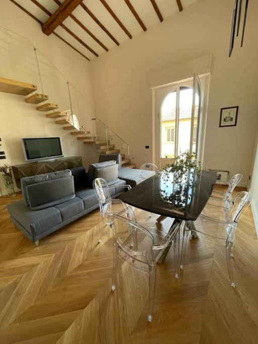 Apartment Caterina De' Medici Luxury Attic With Terrace And Parking *