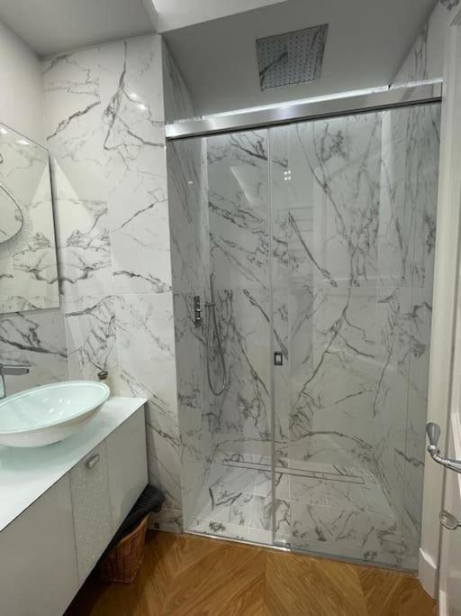 Apartment Caterina De' Medici Luxury Attic With Terrace And Parking *