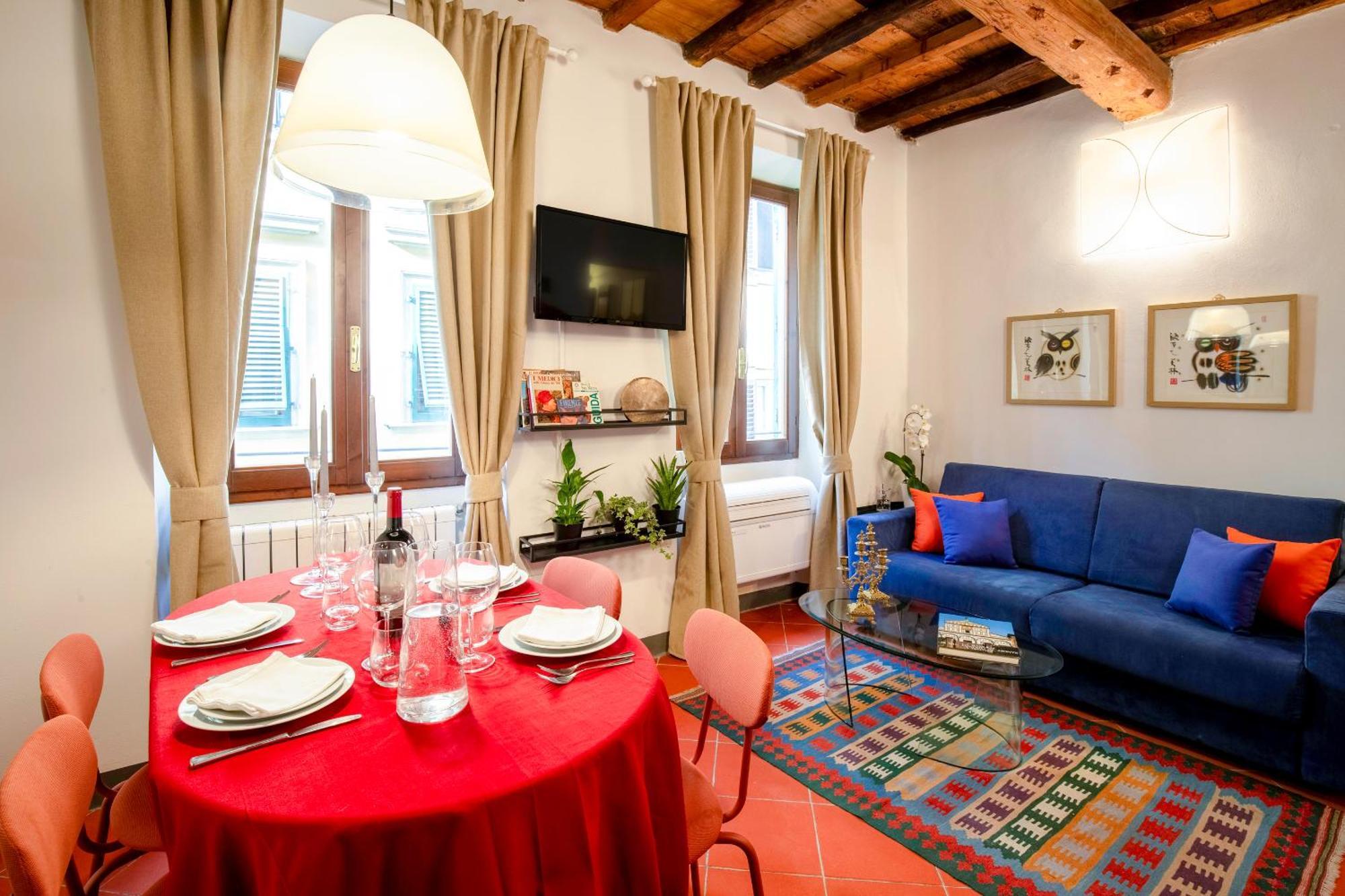 Appartamento Centro Storico Pepi 22
