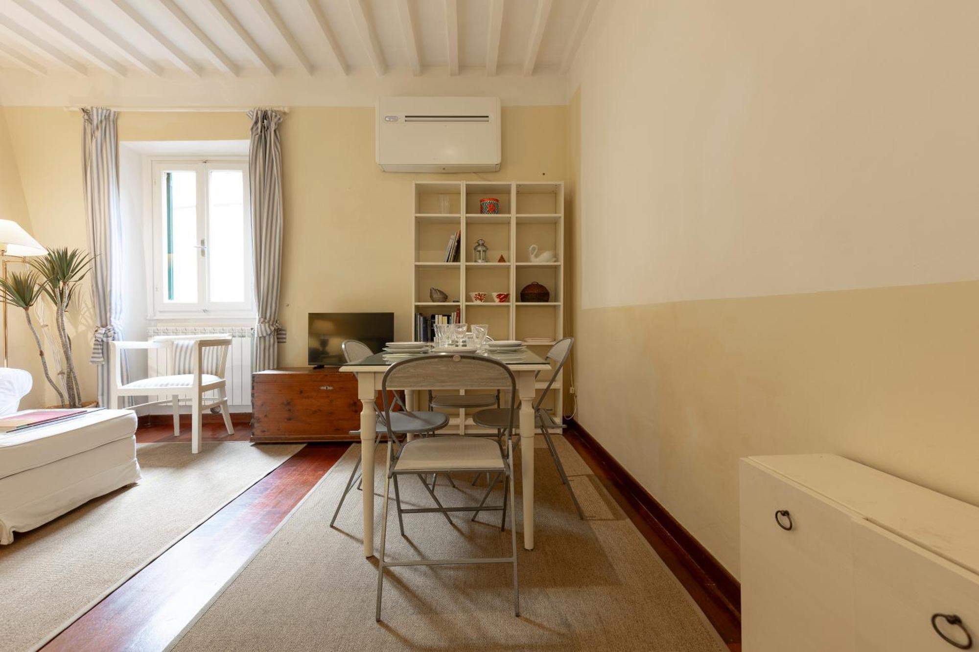 Apartment Sweet San Frediano Florence