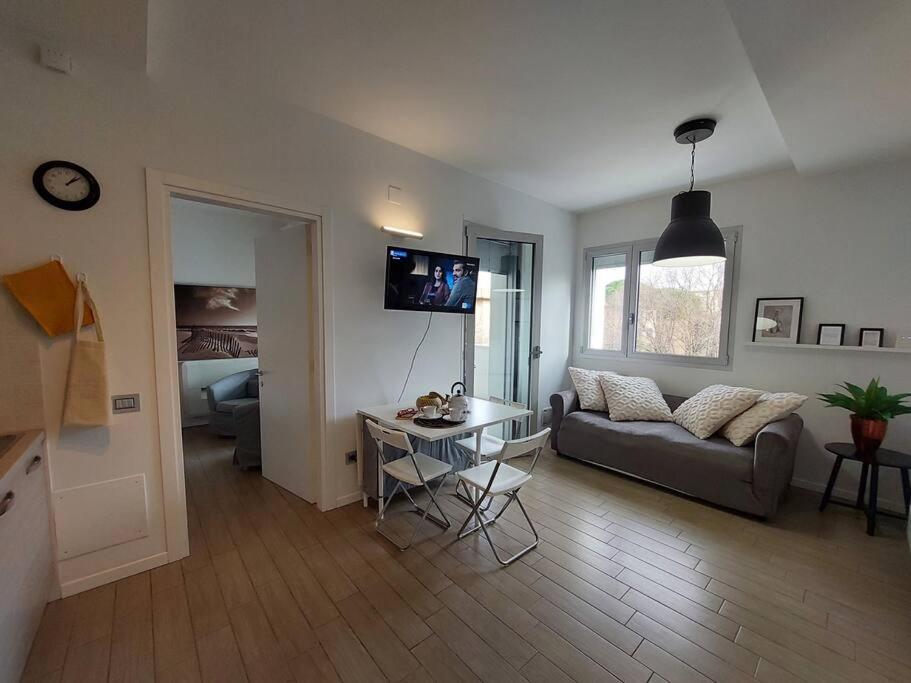 San Donato With Parking Apartment Florence