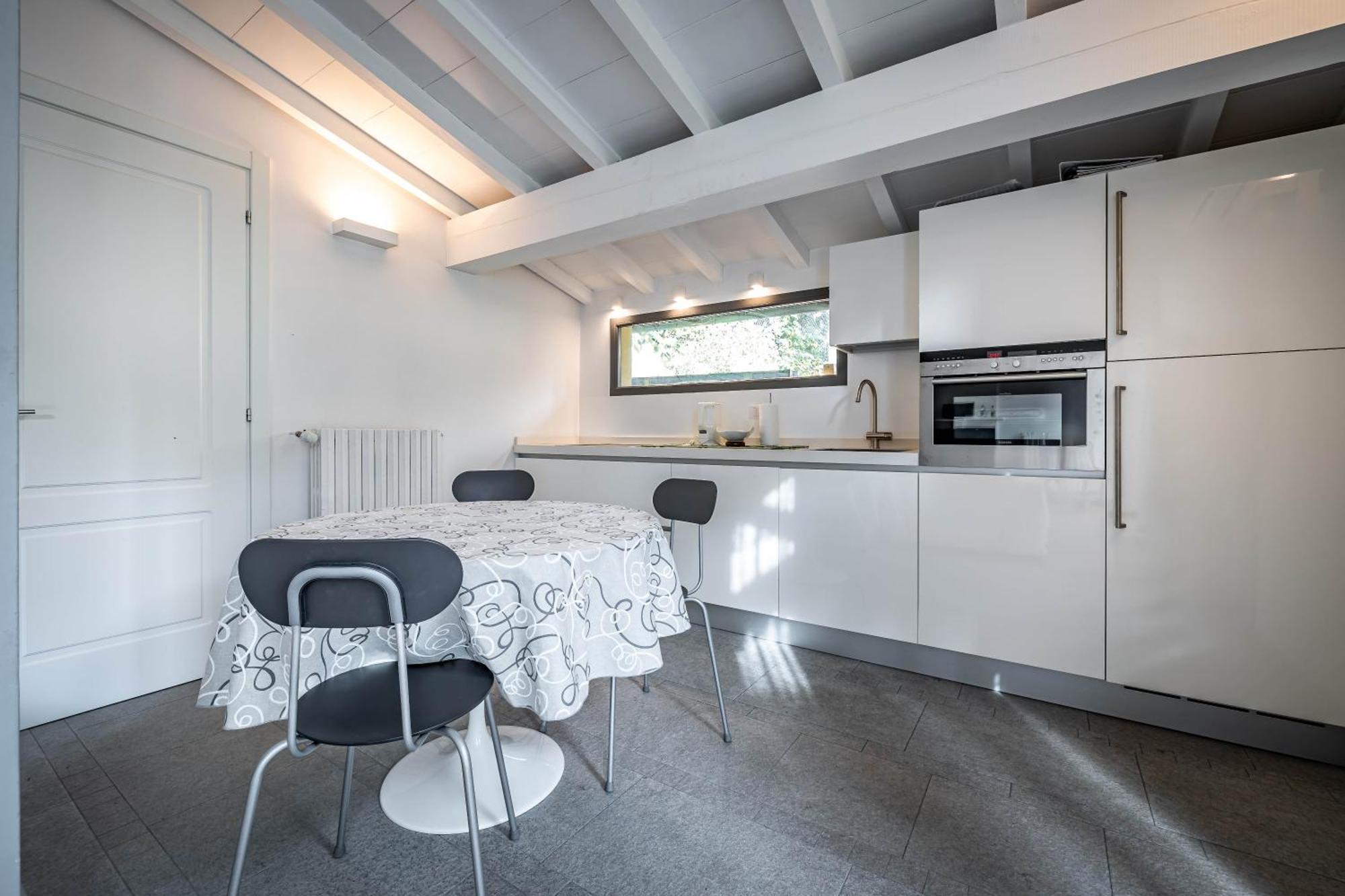 Appartamento Yid Little With Garden