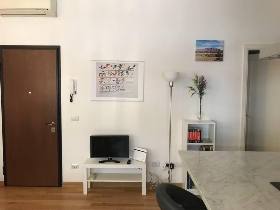 Appartamento Easy - 50mt Tram T2 Firenze