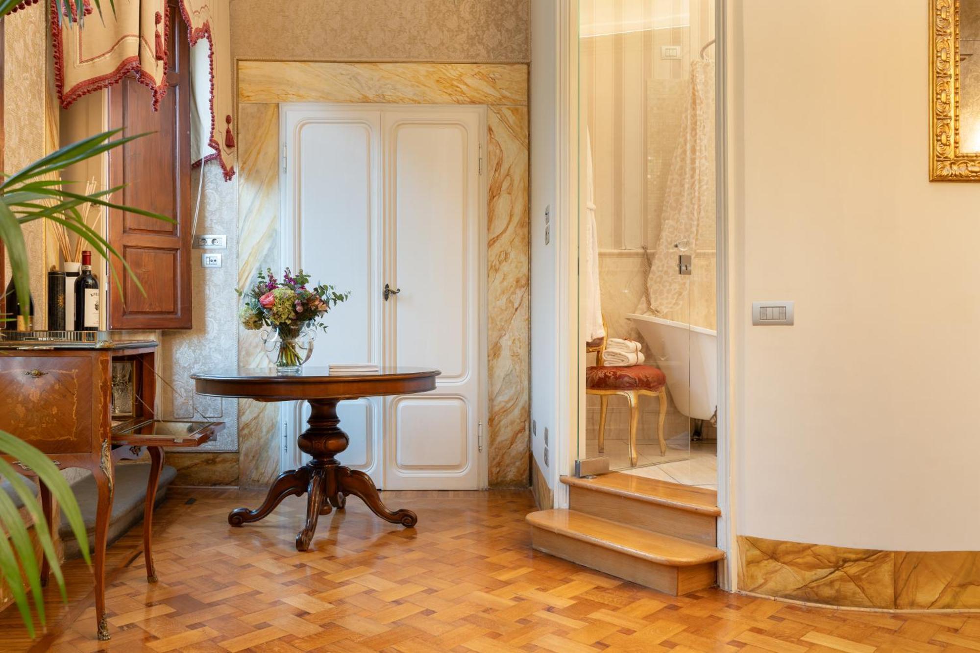 Piazza Pitti Palace - Residenza D'Epoca 3* Florence