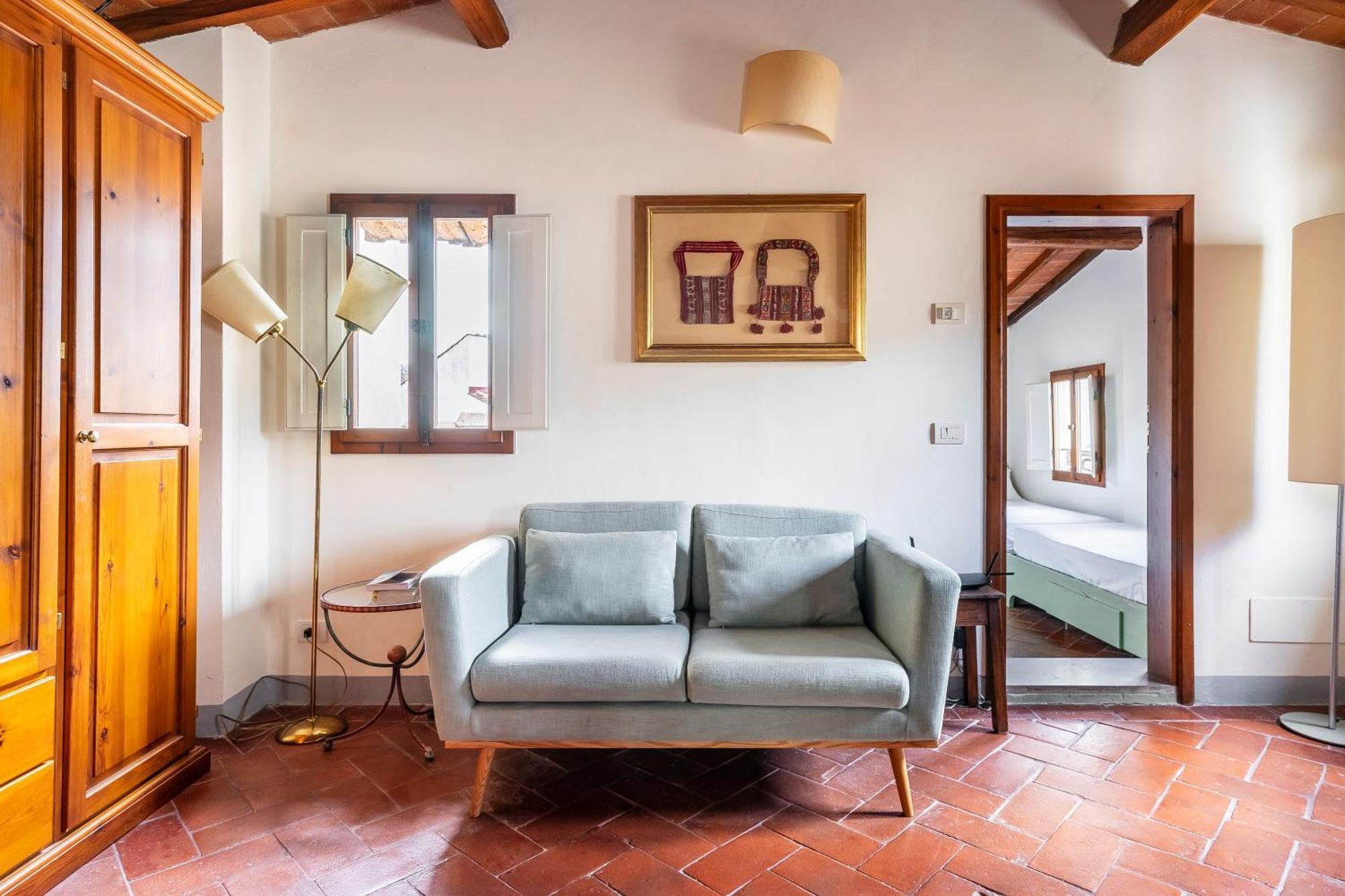 Apartment Piazza Santa Croce Florence