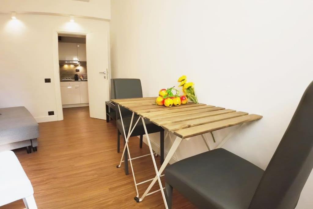 Urban Center Iii Easy Parking Near Tram Apartment *