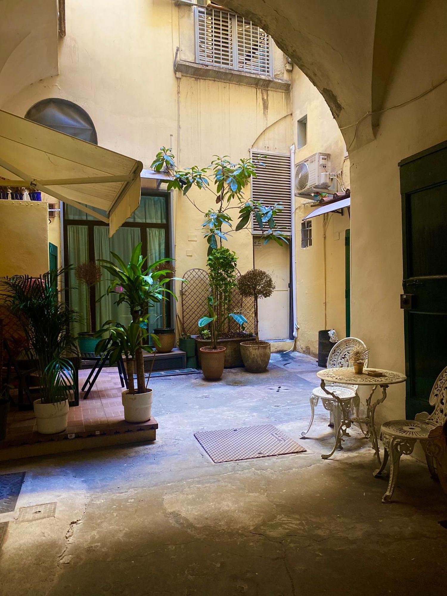 Nest In Florence
