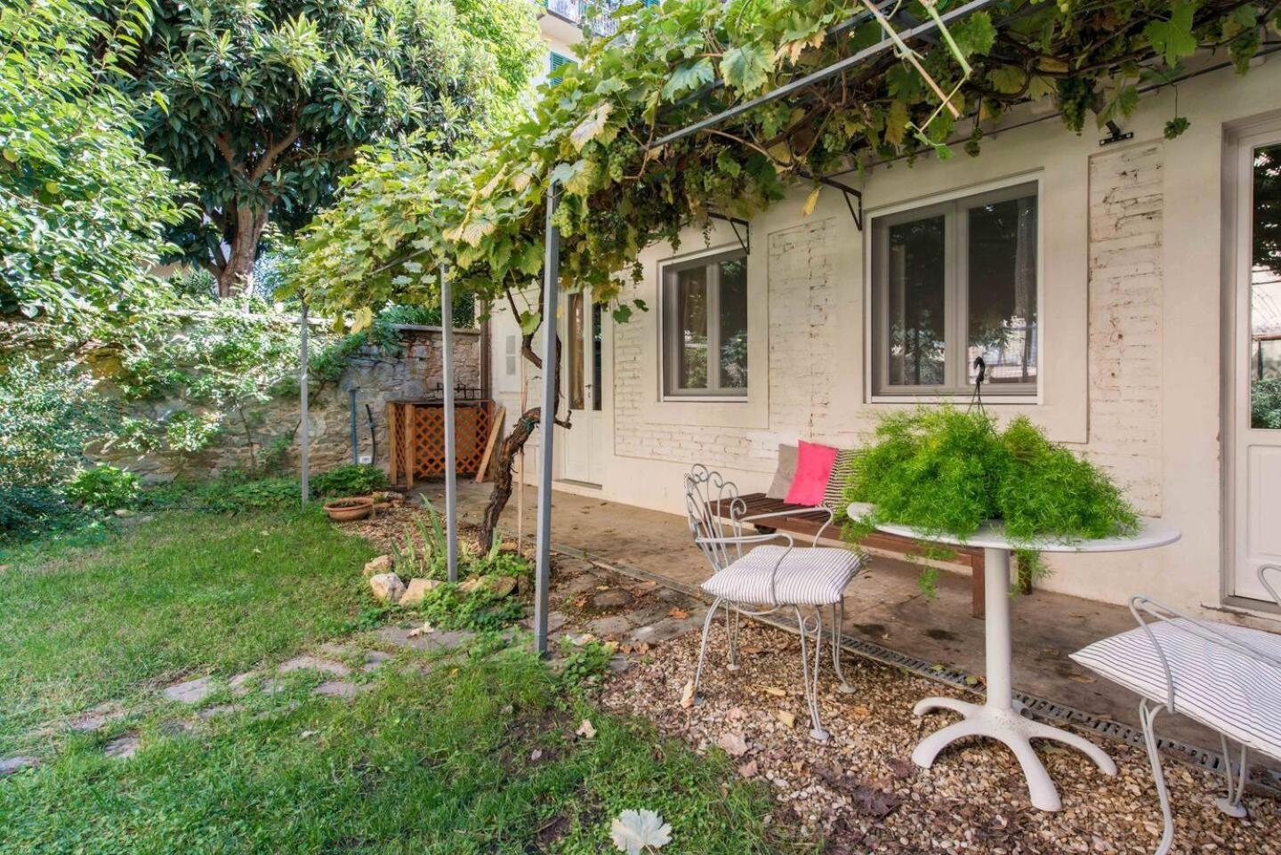 Boutique With Private And Garden Oasis Apartment Florence