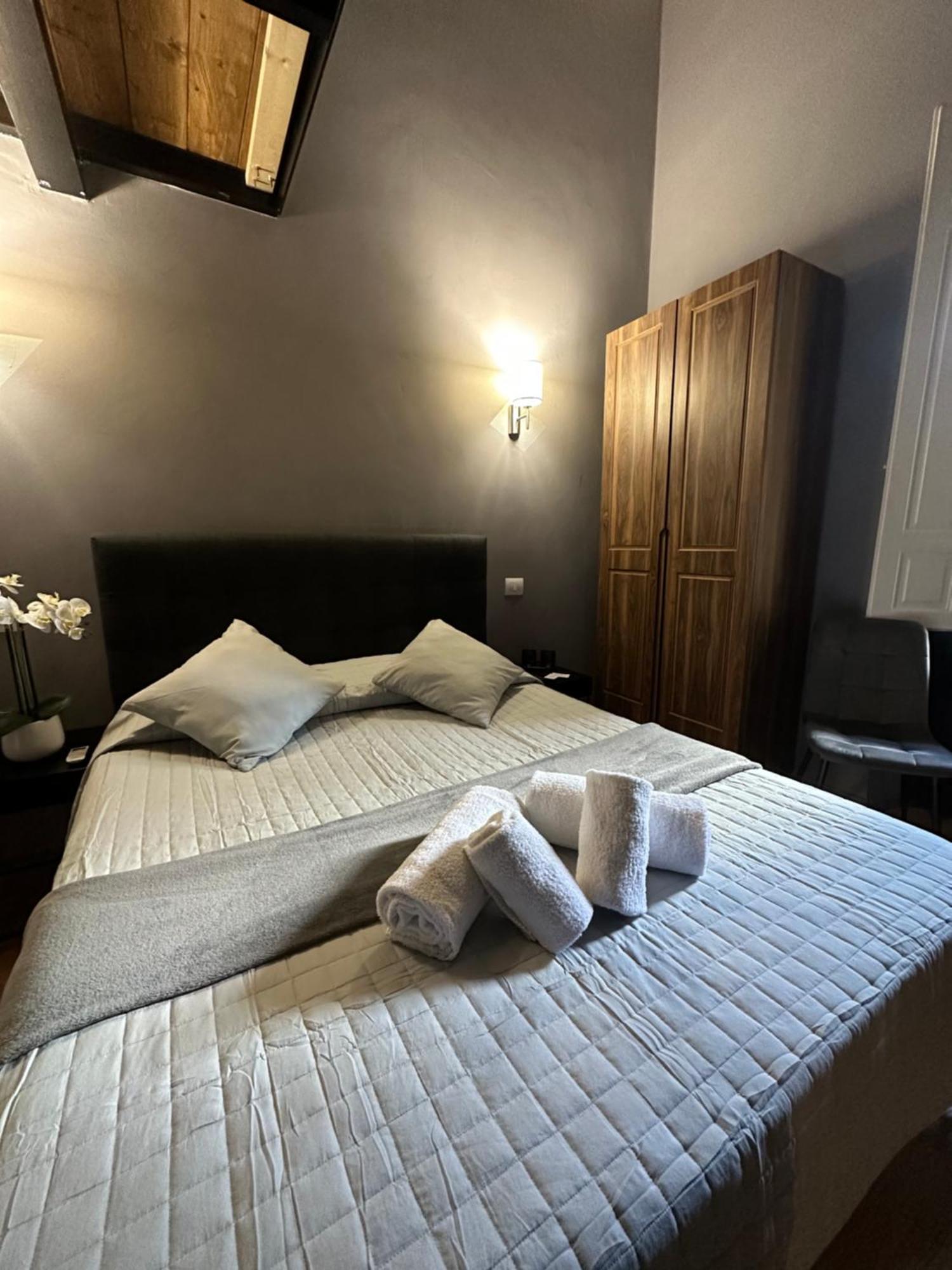 Palazzo Oliveto * Firenze