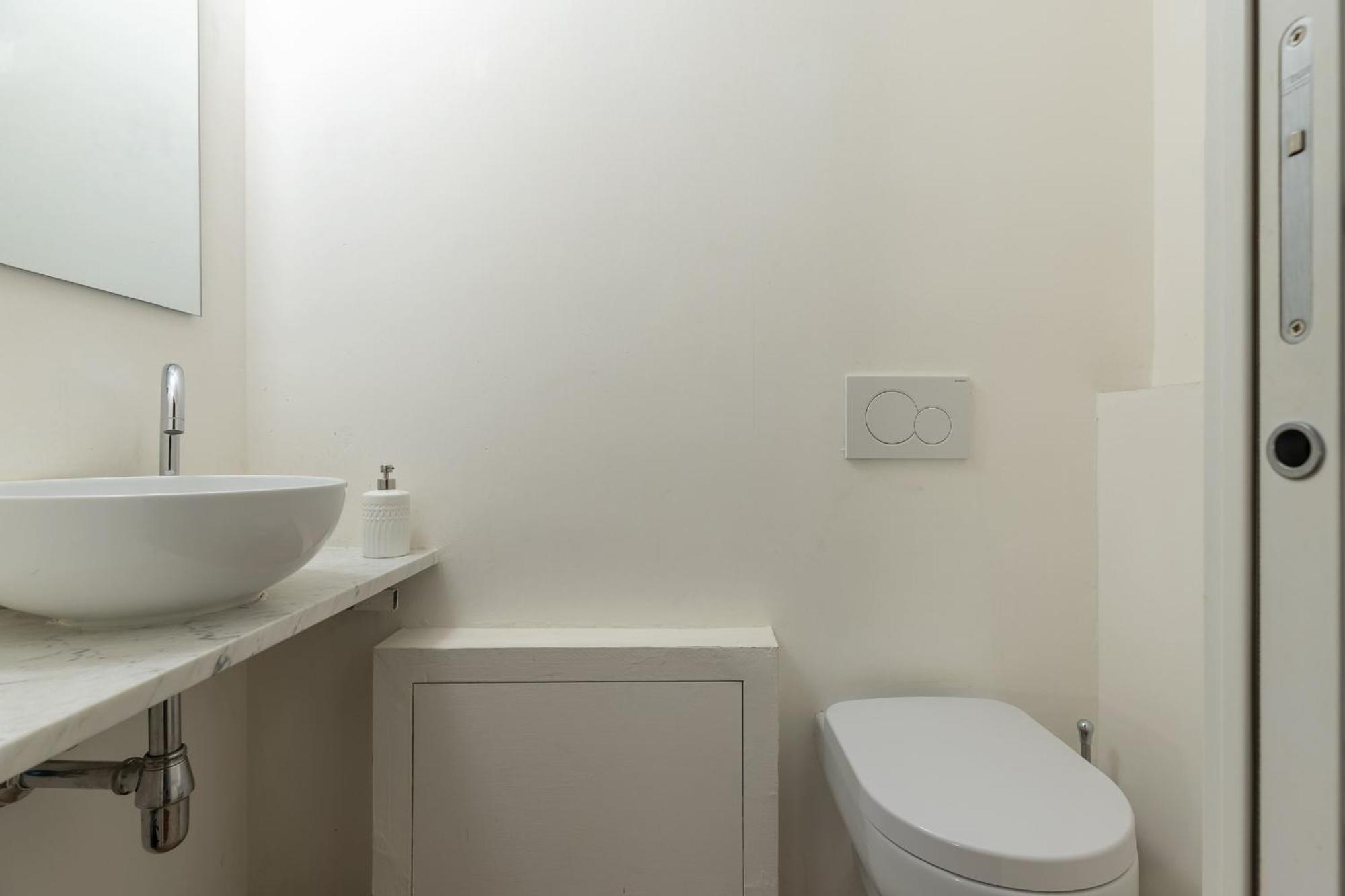 Santo Spirito Suite-hosted By Sweetstay