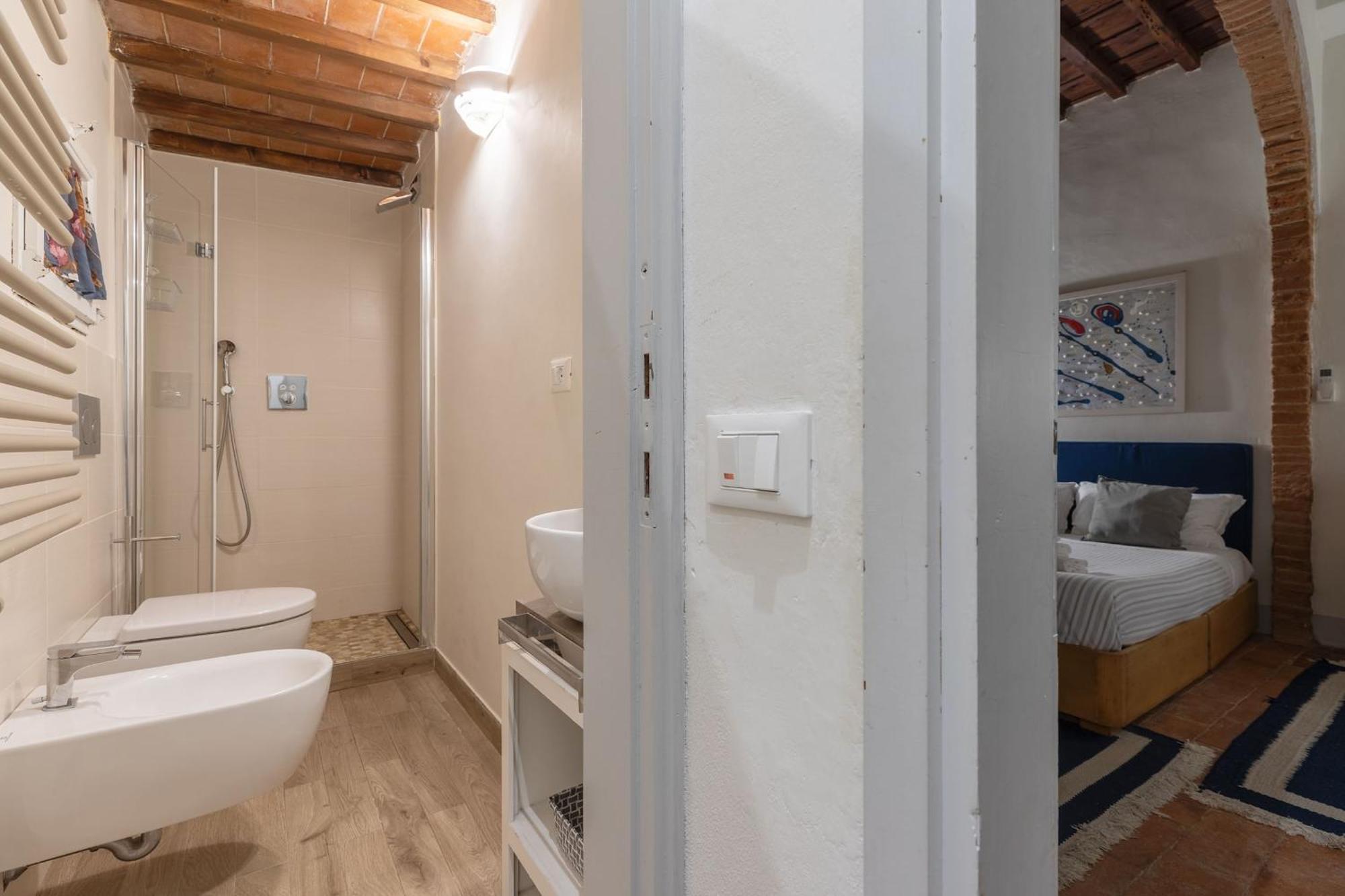 Apartment Santo Spirito Suite-hosted By Sweetstay
