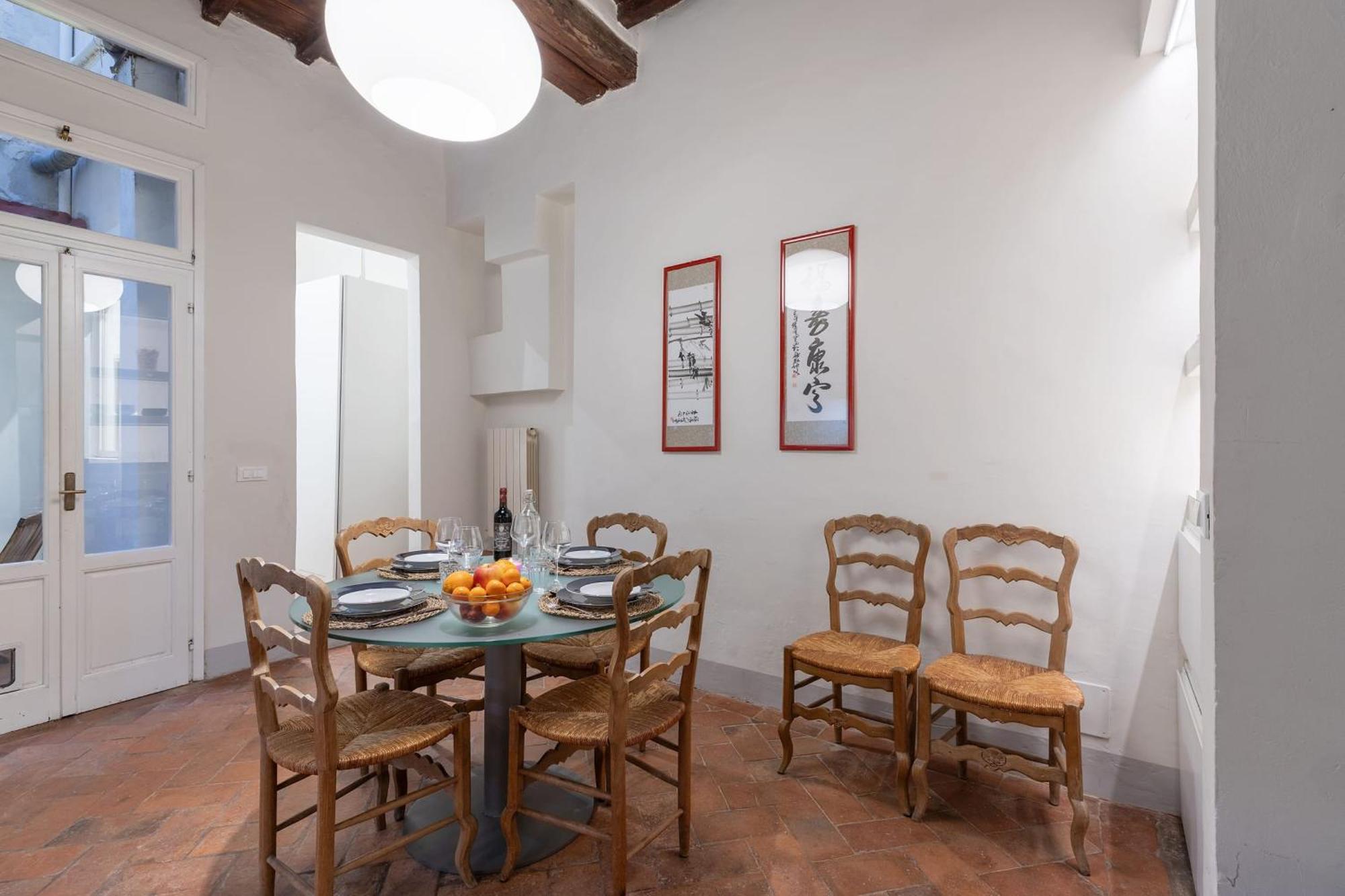 Santo Spirito Suite-hosted By Sweetstay Firenze