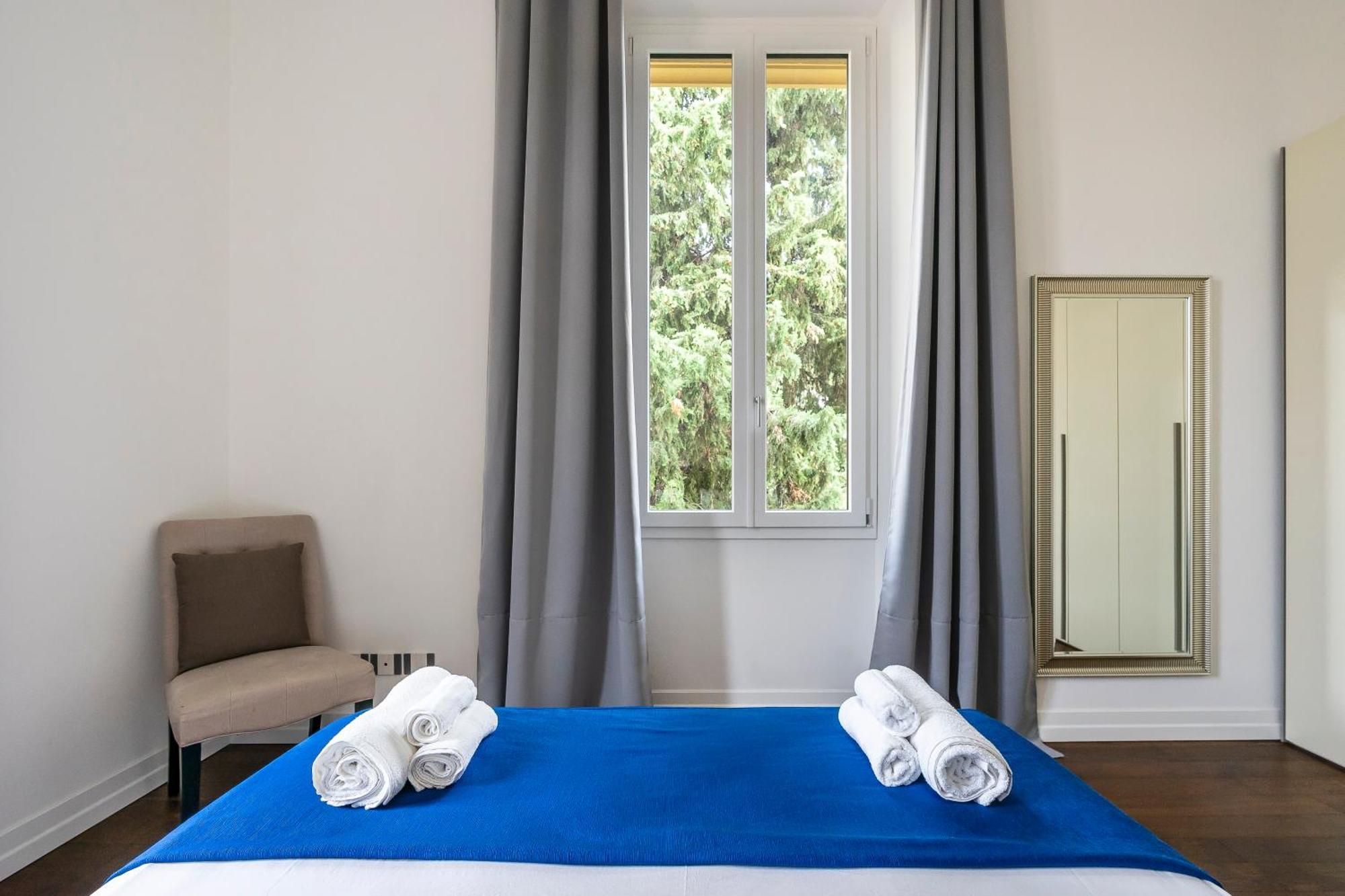 San Marco Black Luxury Con Terrazzo E Parcheggio Su Richiesta Appartamento Firenze