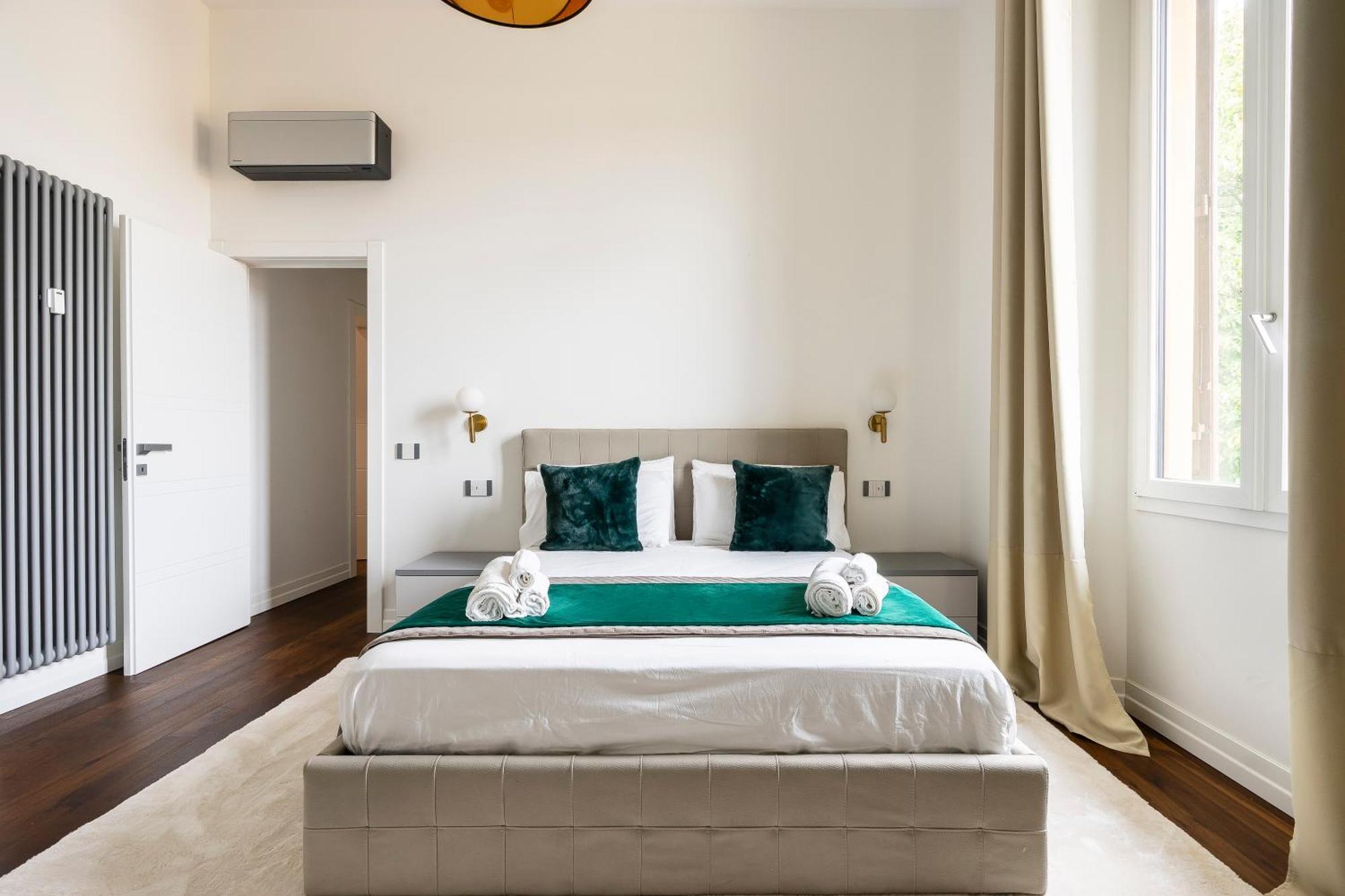 Apartment San Marco White Luxury Con Garage Su Richiesta Florence