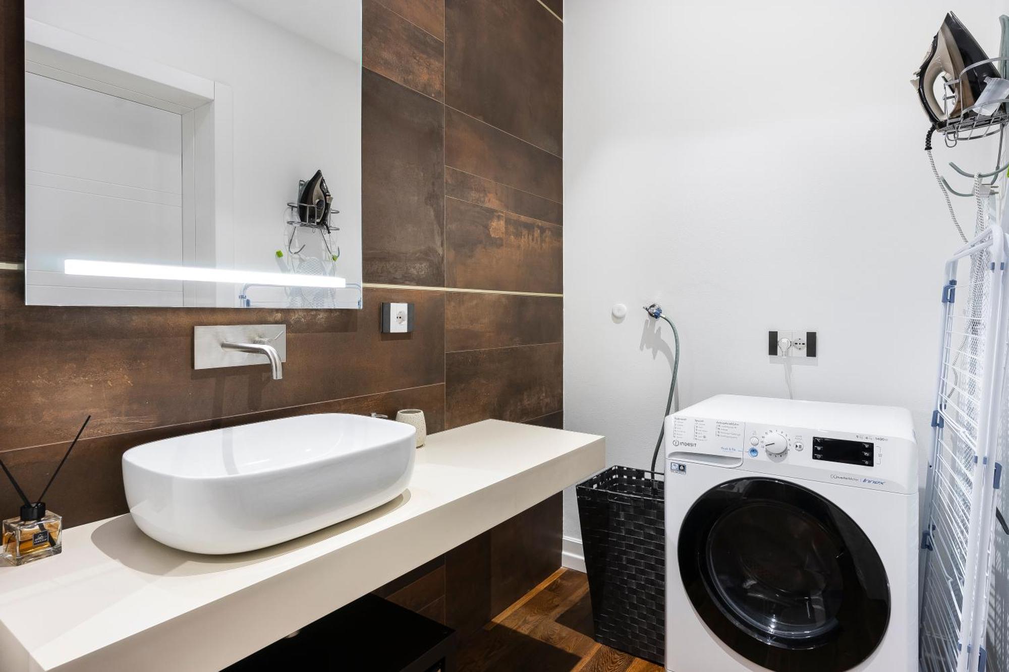 San Marco White Luxury Con Garage Su Richiesta Florence