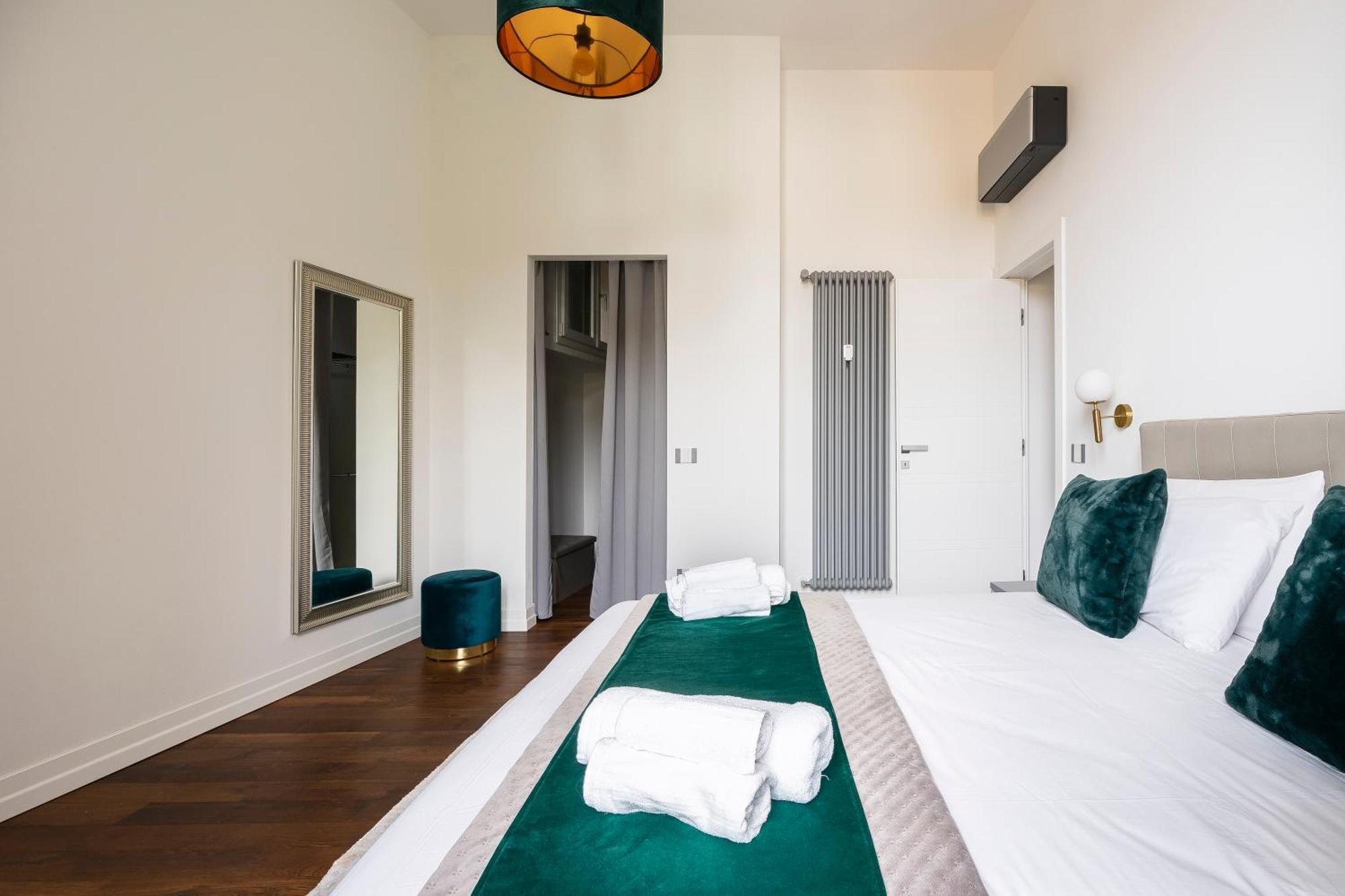 San Marco White Luxury Con Garage Su Richiesta Apartment Florence