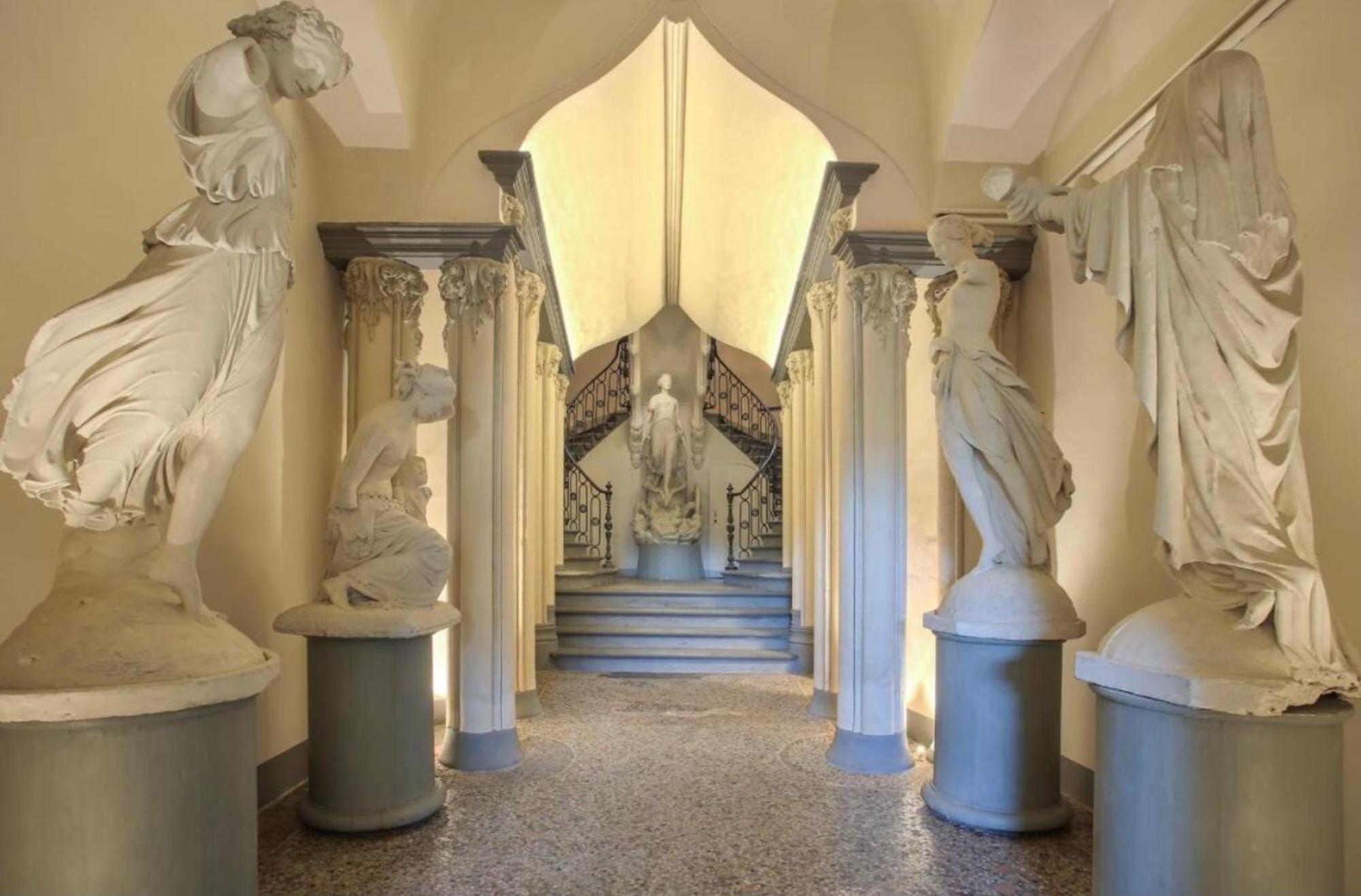 Palazzovilla Historic Building Luxury Florence
