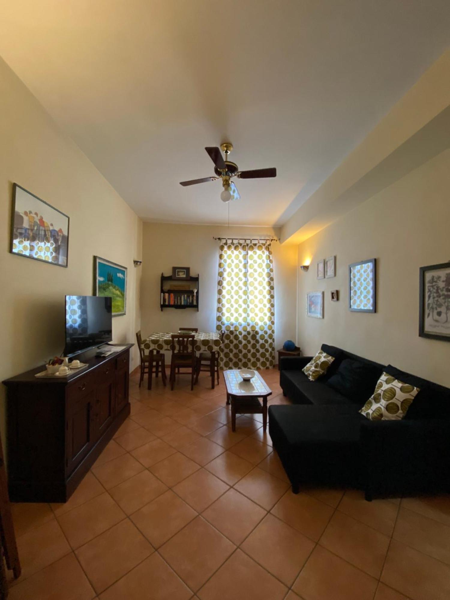 Casa Vicino Al Duomo E Stazione Di Florence