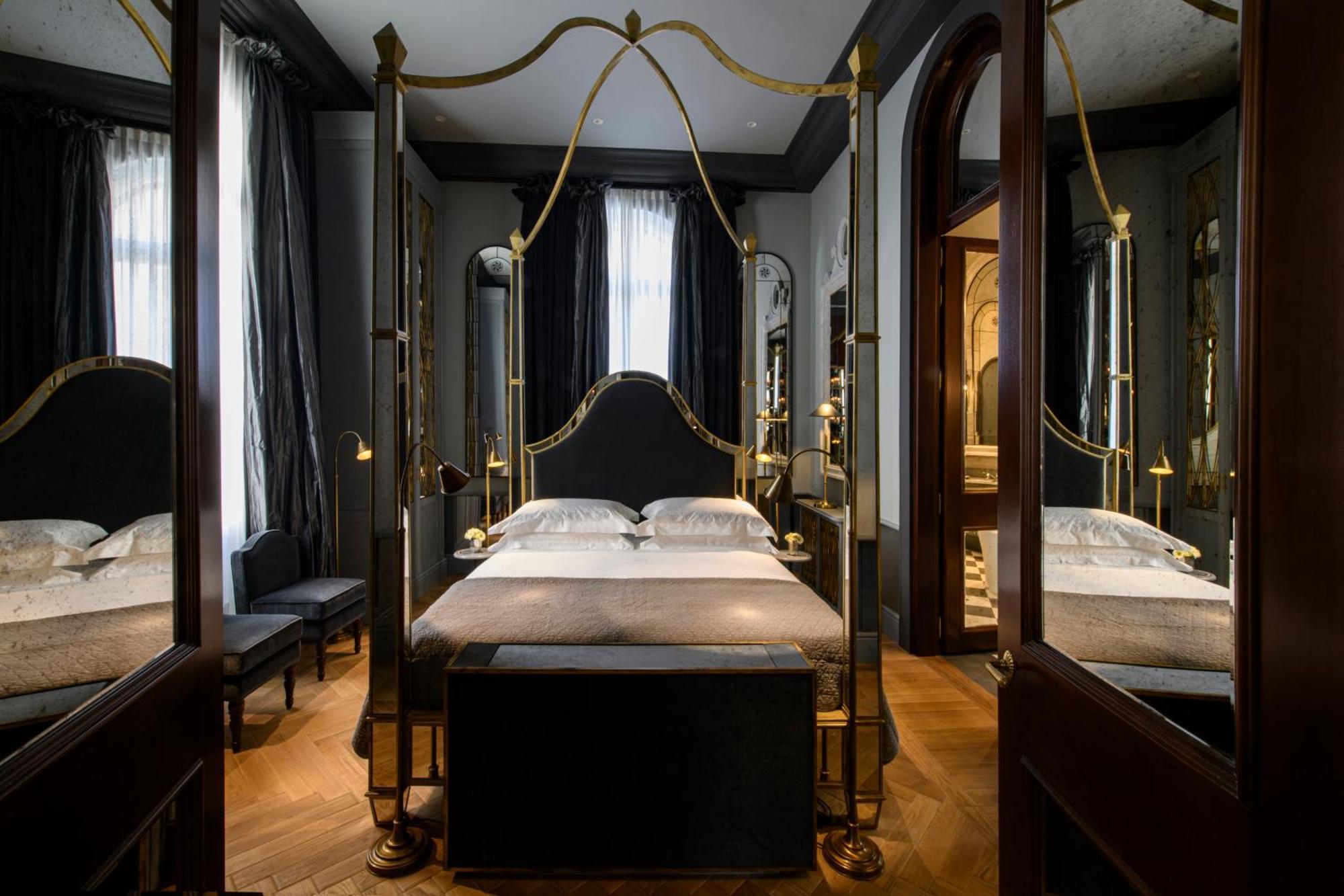 Hotel Helvetia&bristol – Starhotels Collezione