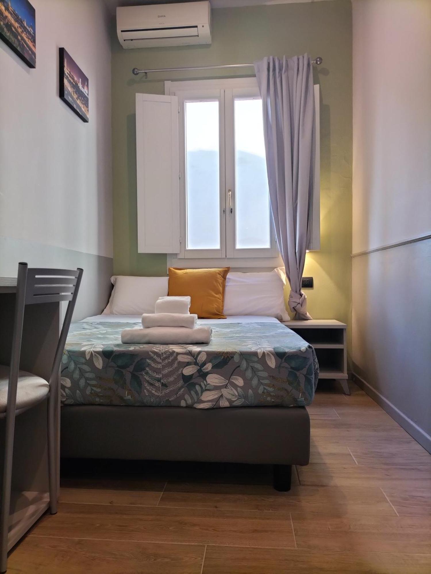 Camilla Guelfa Hotel
