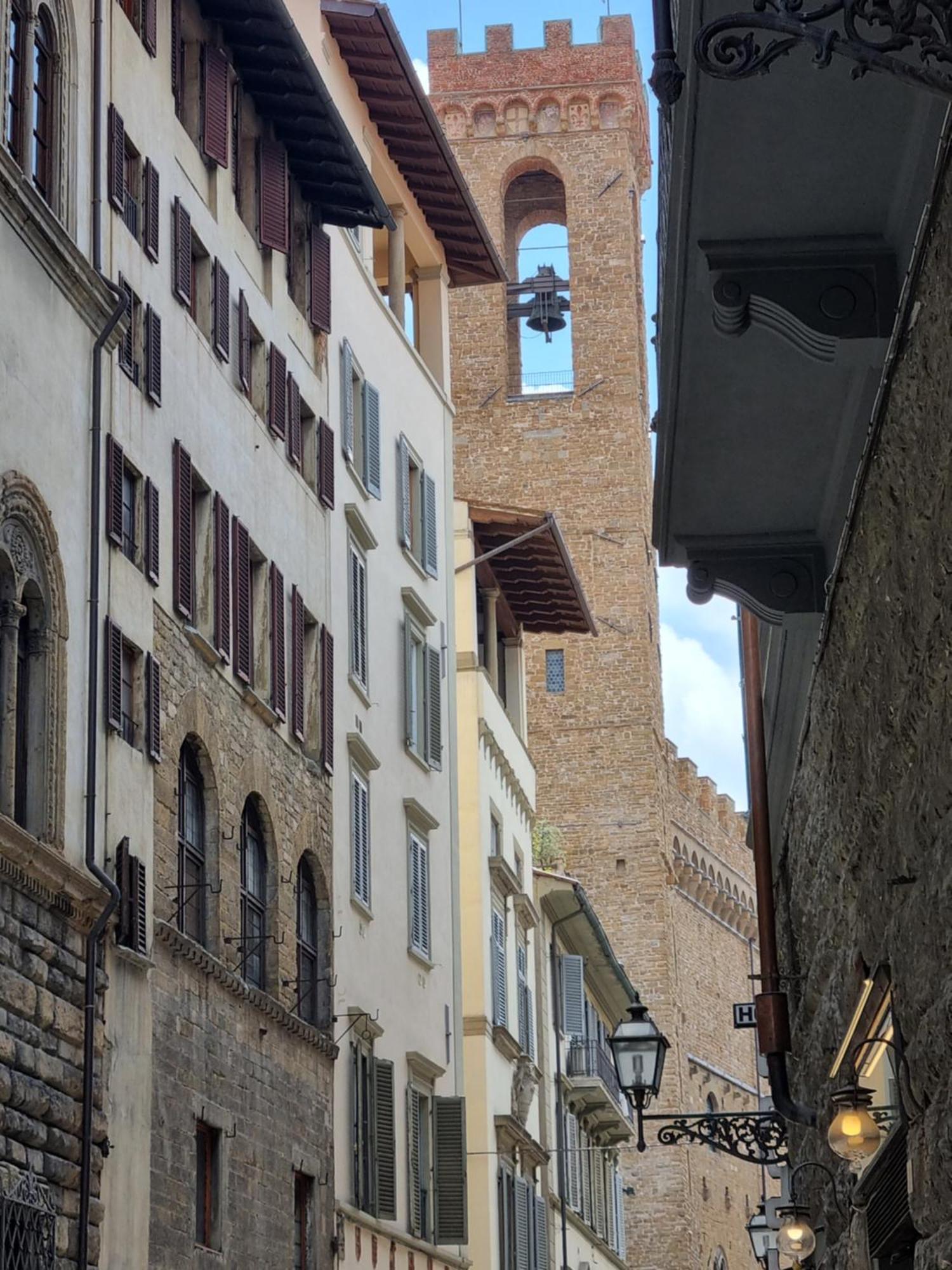 La Sede Dell'arte Monolocale E In Torre Medievale Vicino A Duomo E Piazza Signoria Appartamento Firenze