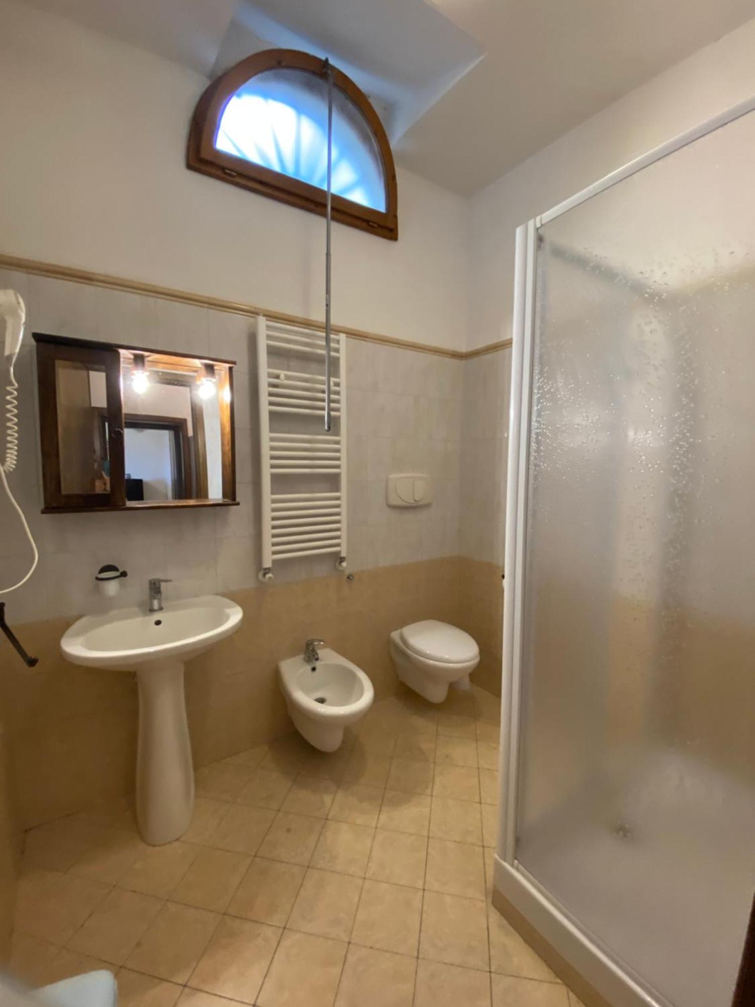 Apartment Casa Vicino Al Duomo E Stazione Di Florence