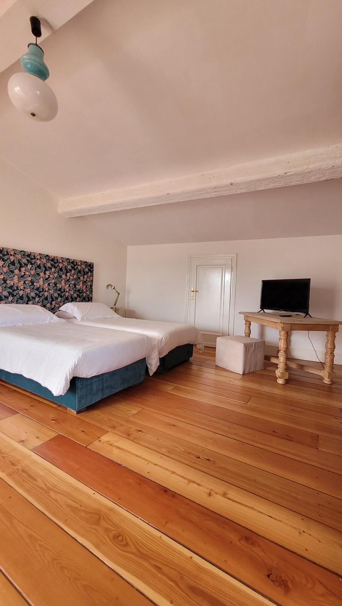 Guest house The Heart Of With View