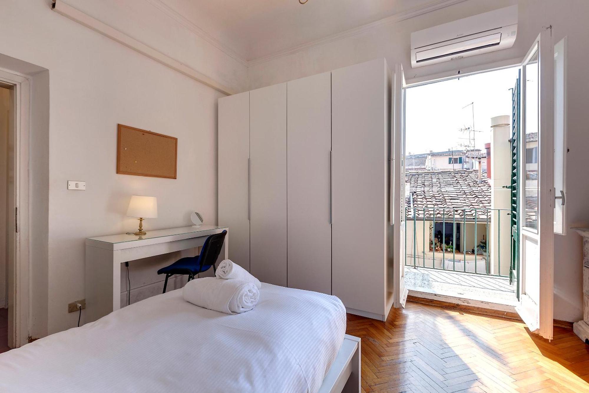 Santo Spirito 6 Apartment *