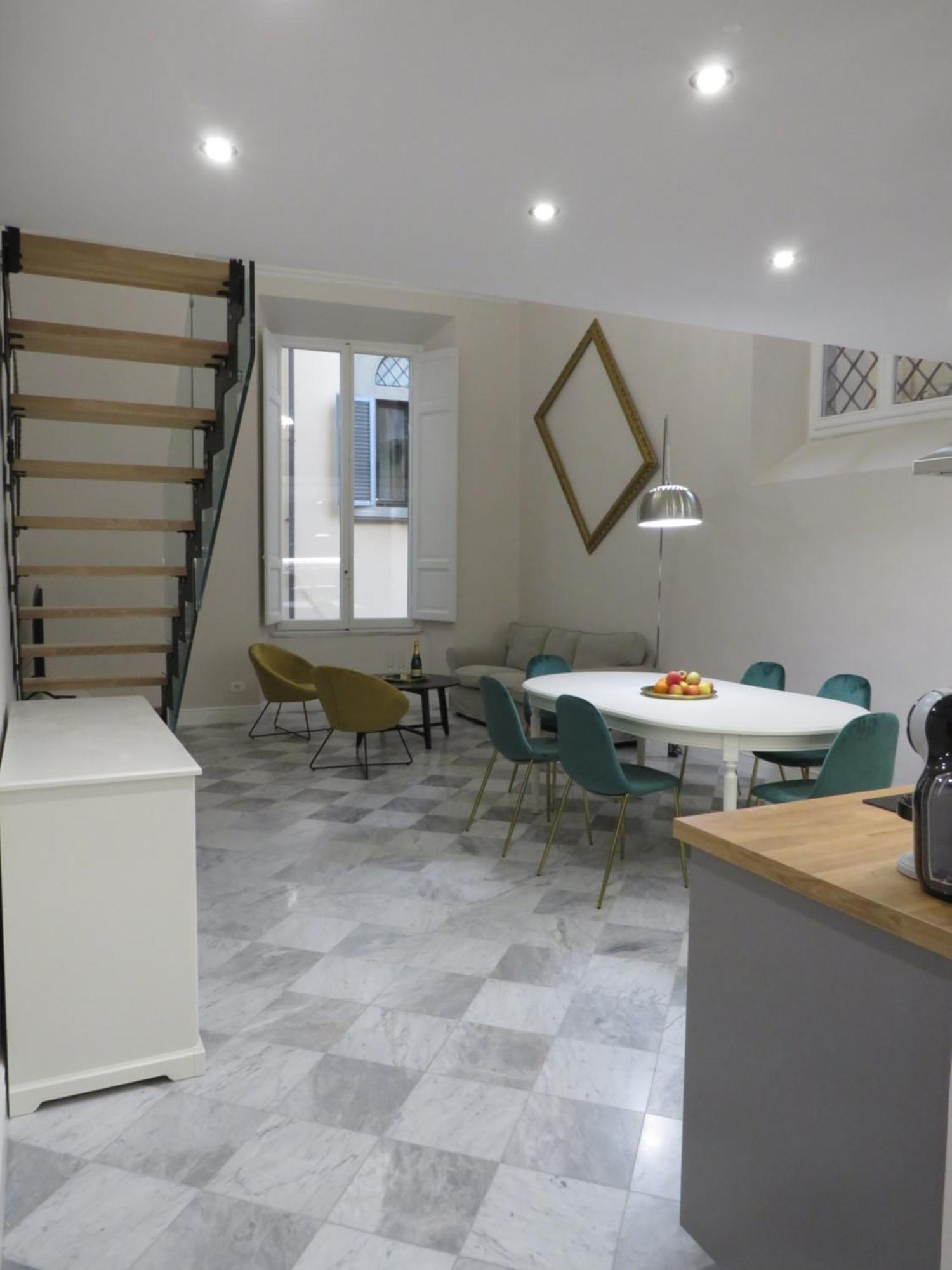 Frame House Apartment
