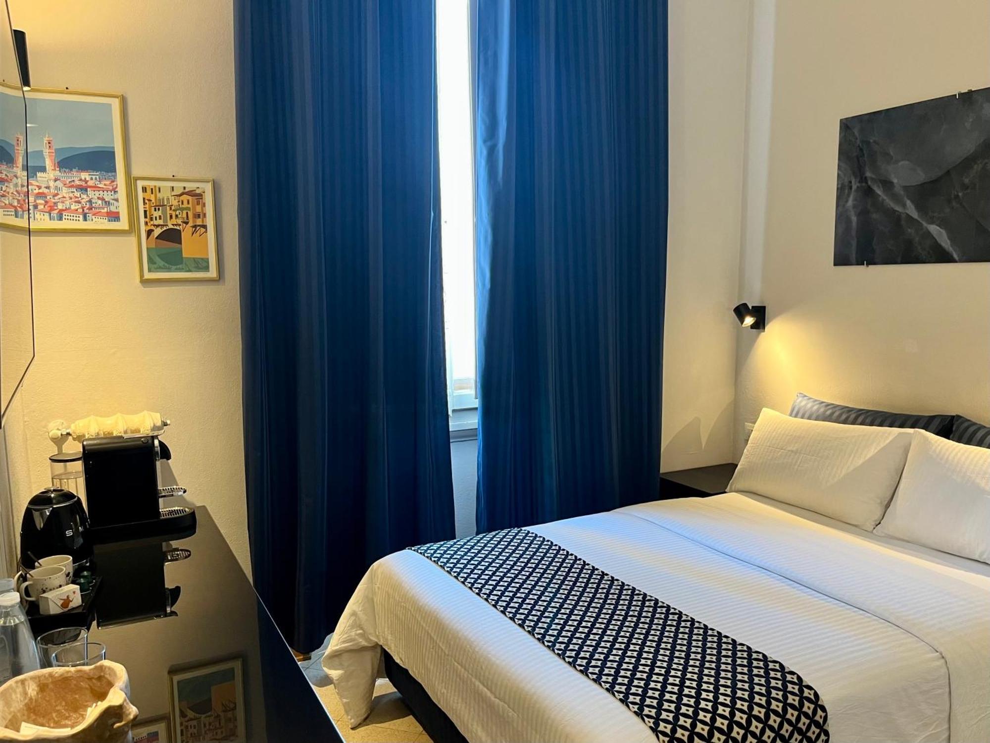 Arno Boutique Hotel *
