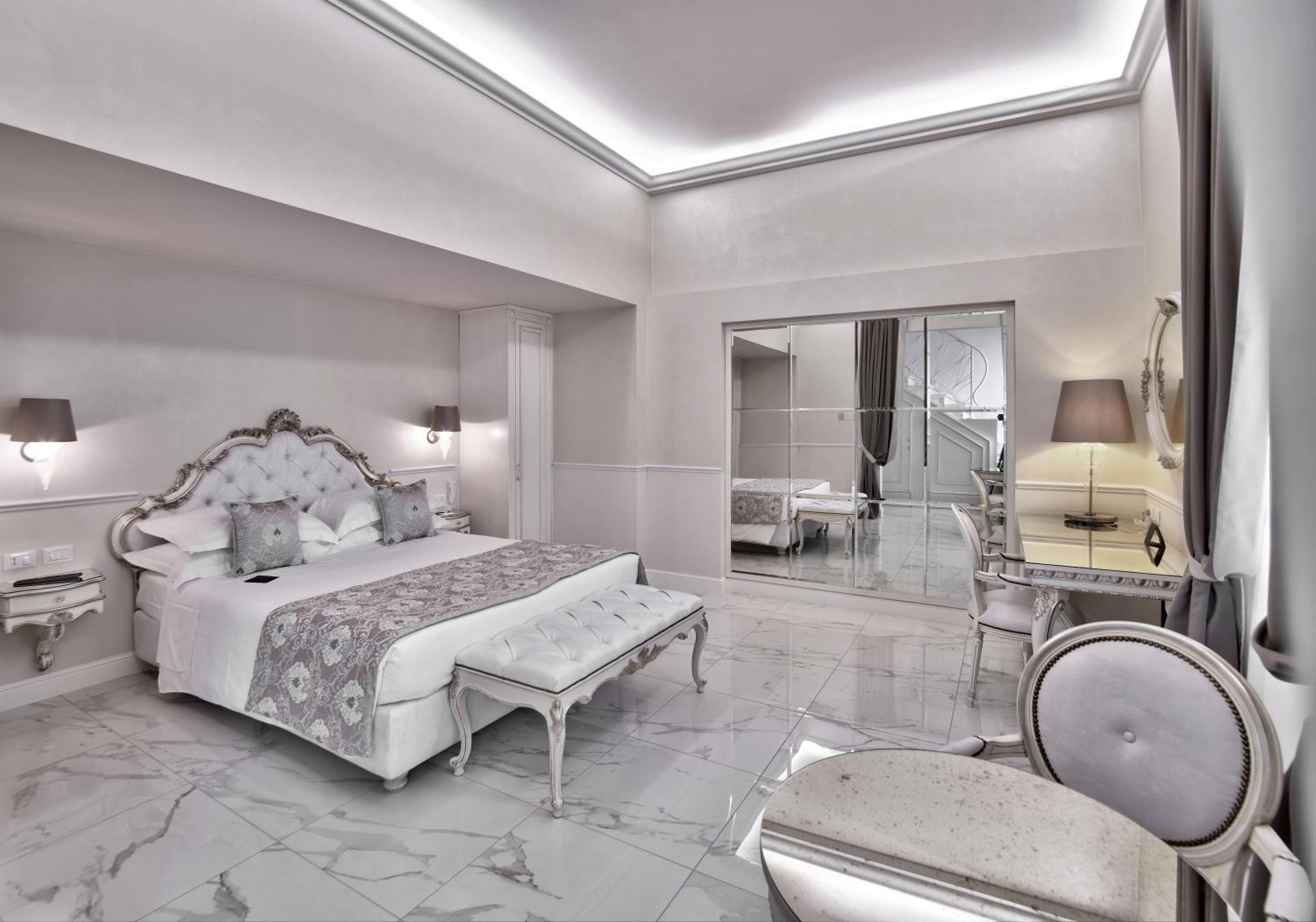 The Moon Boutique & Hotel