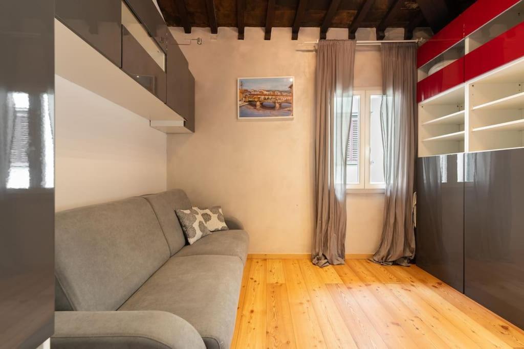 Apartment Keys Of Italy - Guantomono 15 - Monolocale Conveniente E Centralissimo *