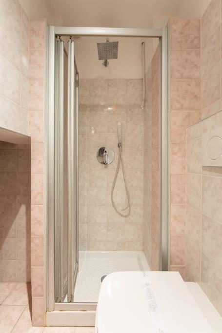 Apartment Keys Of Italy - Guantomono 15 - Monolocale Conveniente E Centralissimo